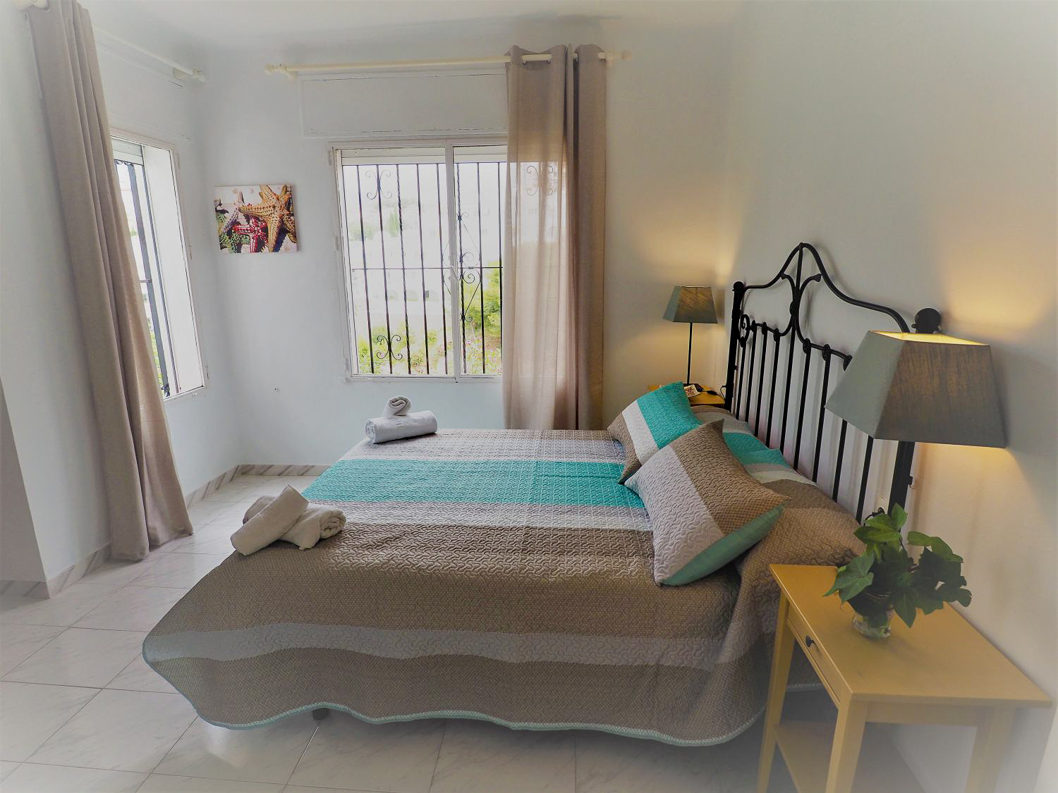 nerja-paradise-rentals-casa-del-barranco-double-bedroom-3.jpg