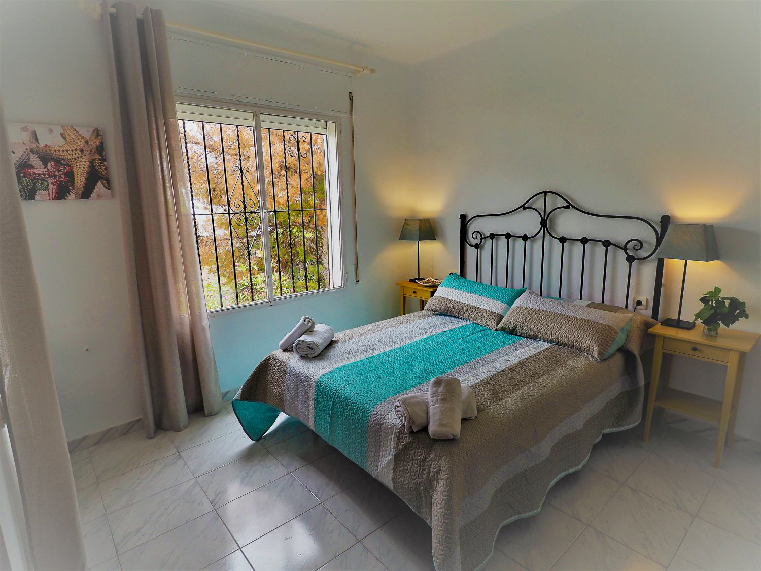 nerja-paradise-rentals-casa-del-barranco-double-bedroom-2.jpg