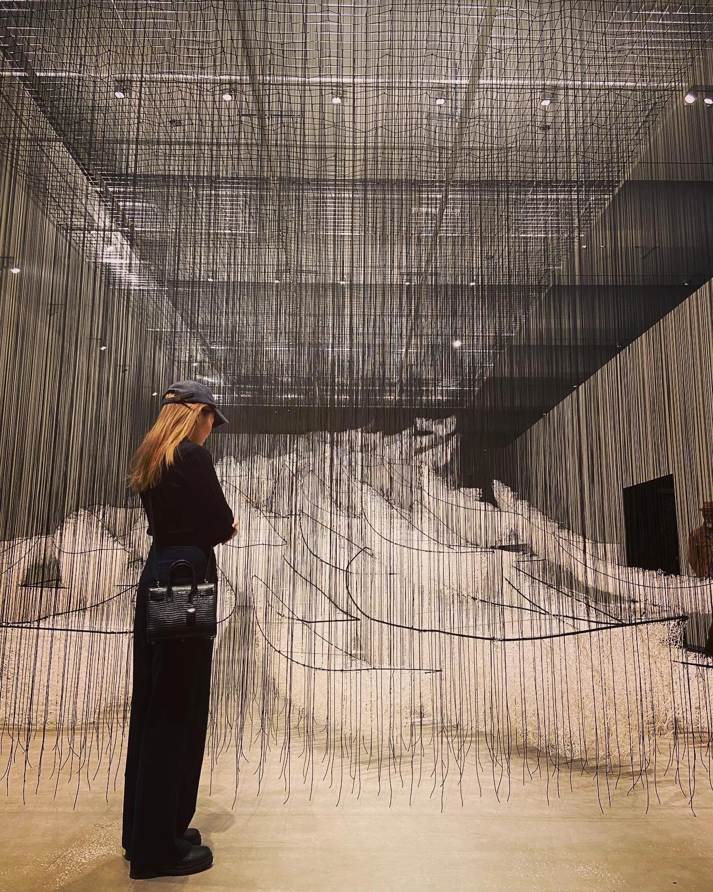 美しき悲しさ A well worrh experience:  Felt the beauty and sadness within each space. 
#chiharushiota #art