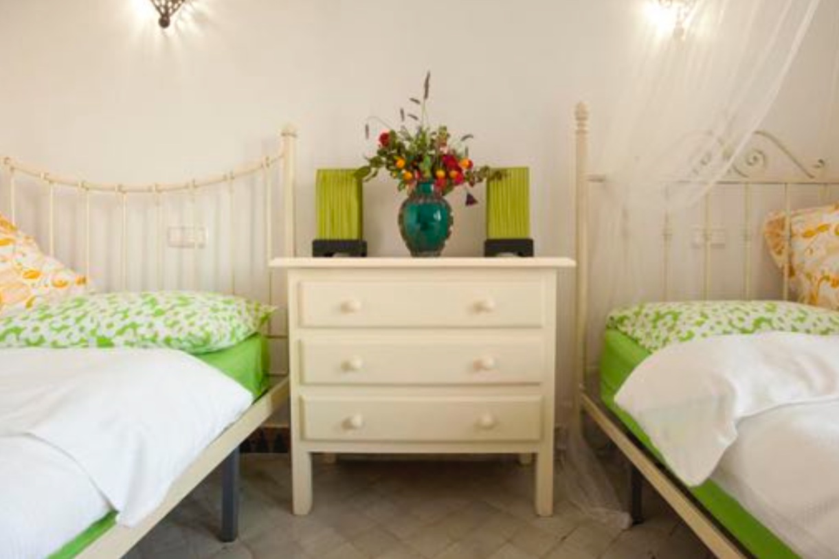 Twin Beds Shared bath/shower Garden views Early Bird: £1,500.00 / Full Price: £1,800.00 * * Price based on two sharing