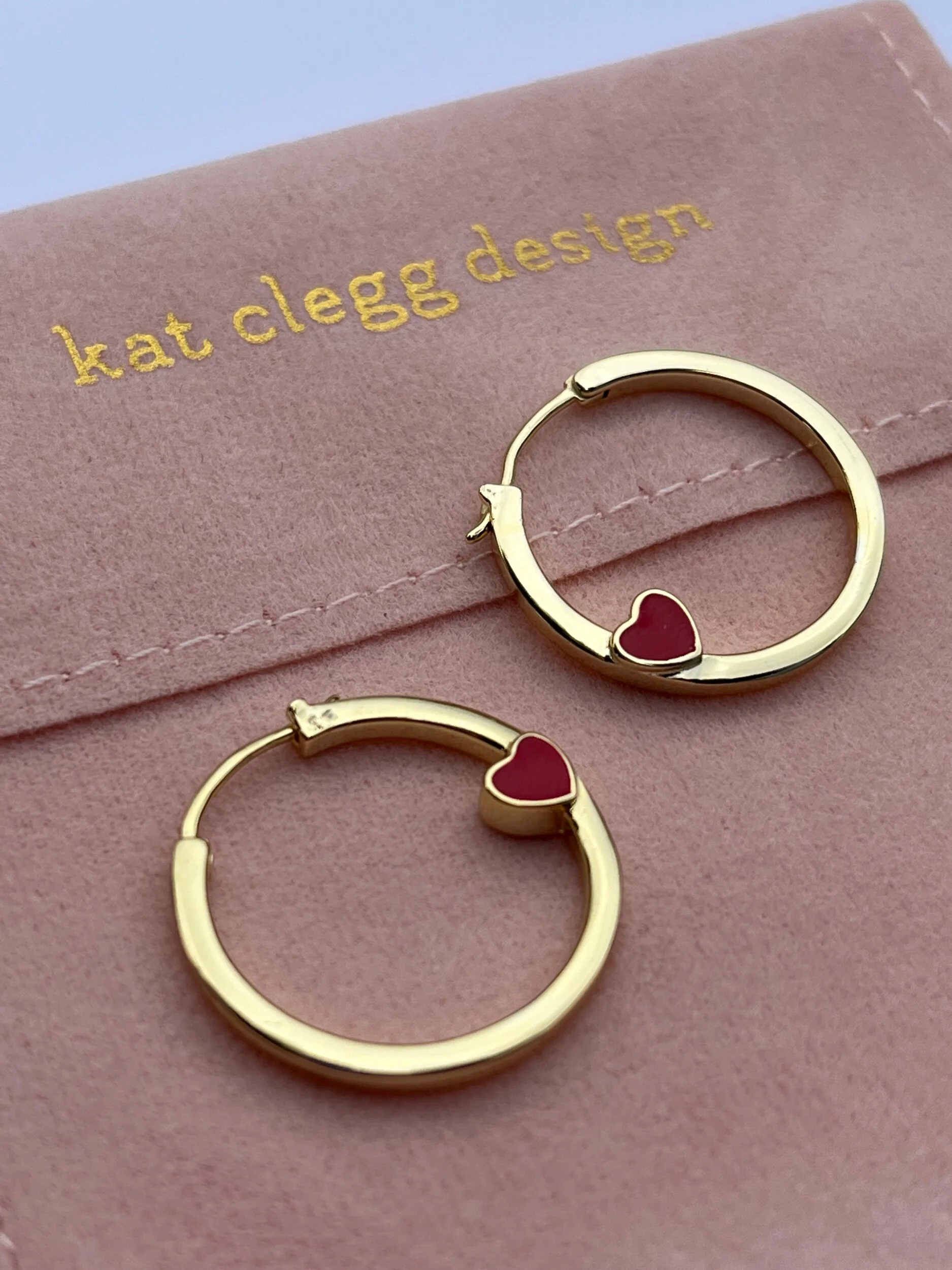 8310B25E-A0A1-4D73-ACD1-1F614FA43A6A