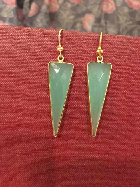 Chalcedony Triangles