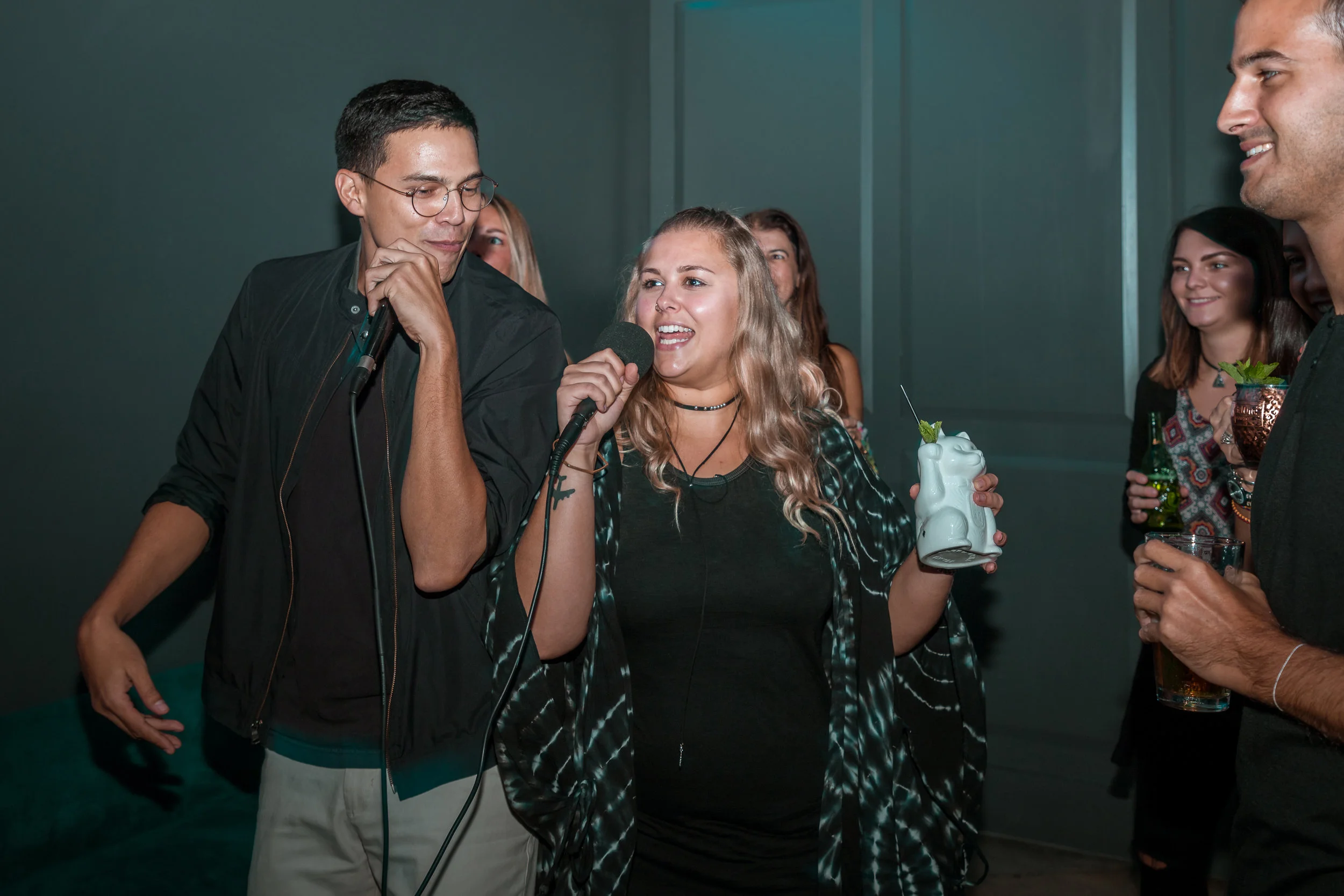 Karaoke in Miami — 1 800 LUCKY