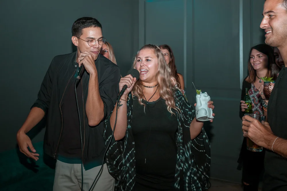 Karaoke in Miami — 1 800 LUCKY