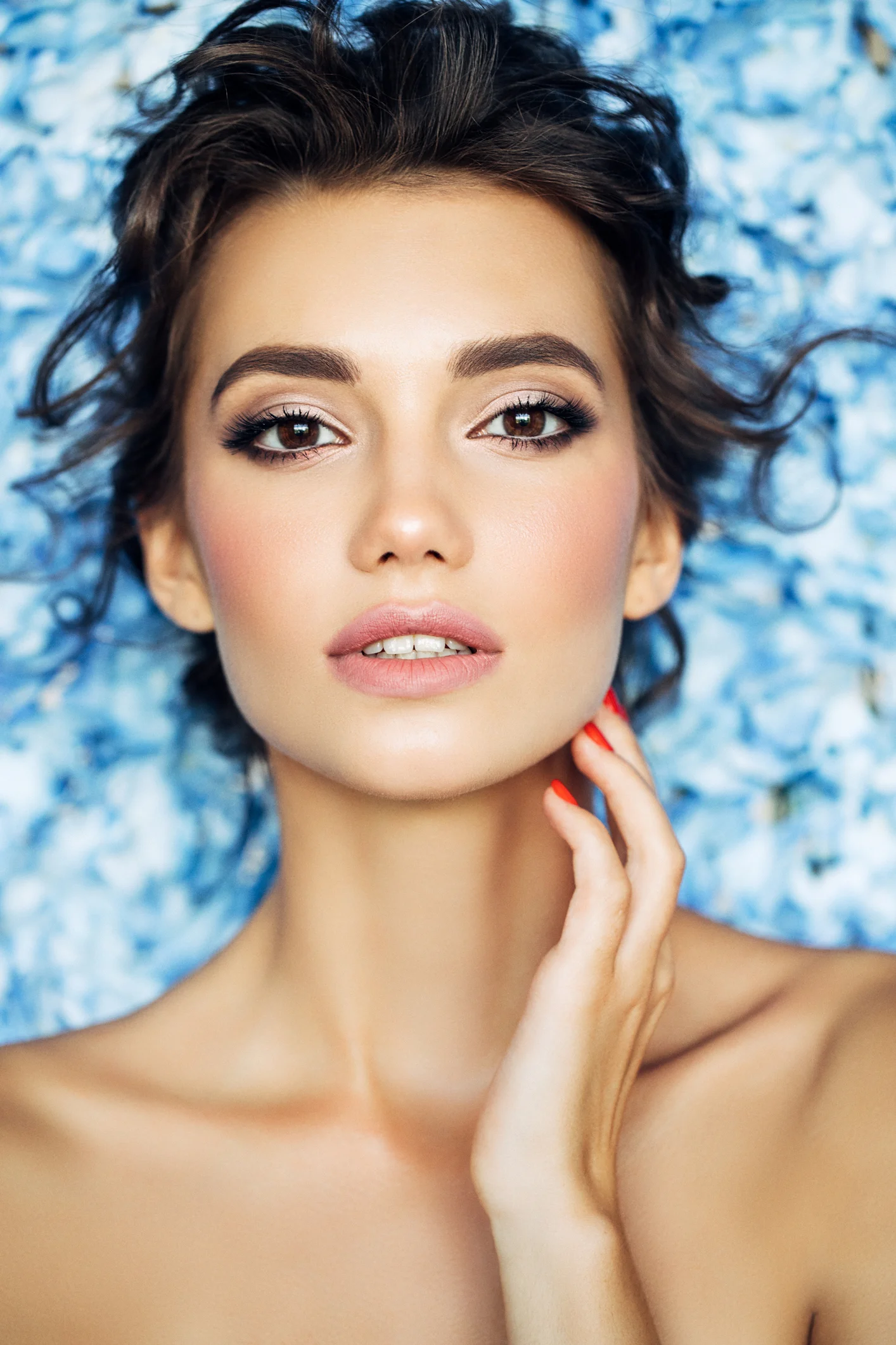 Portrait-of-a-nice-looking-woman-887571998_1416x2125.jpeg