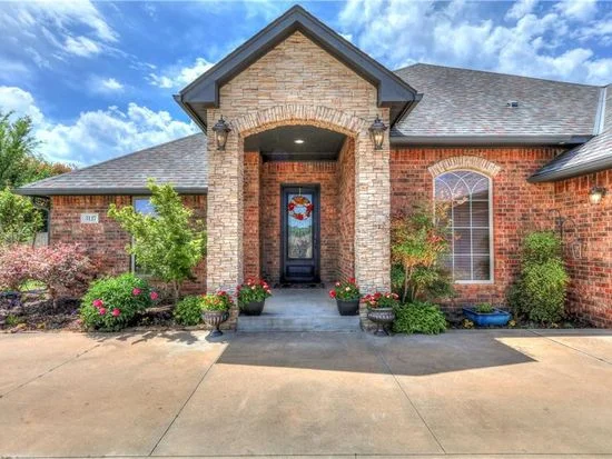 An Offer in One Day: The Wallis Family