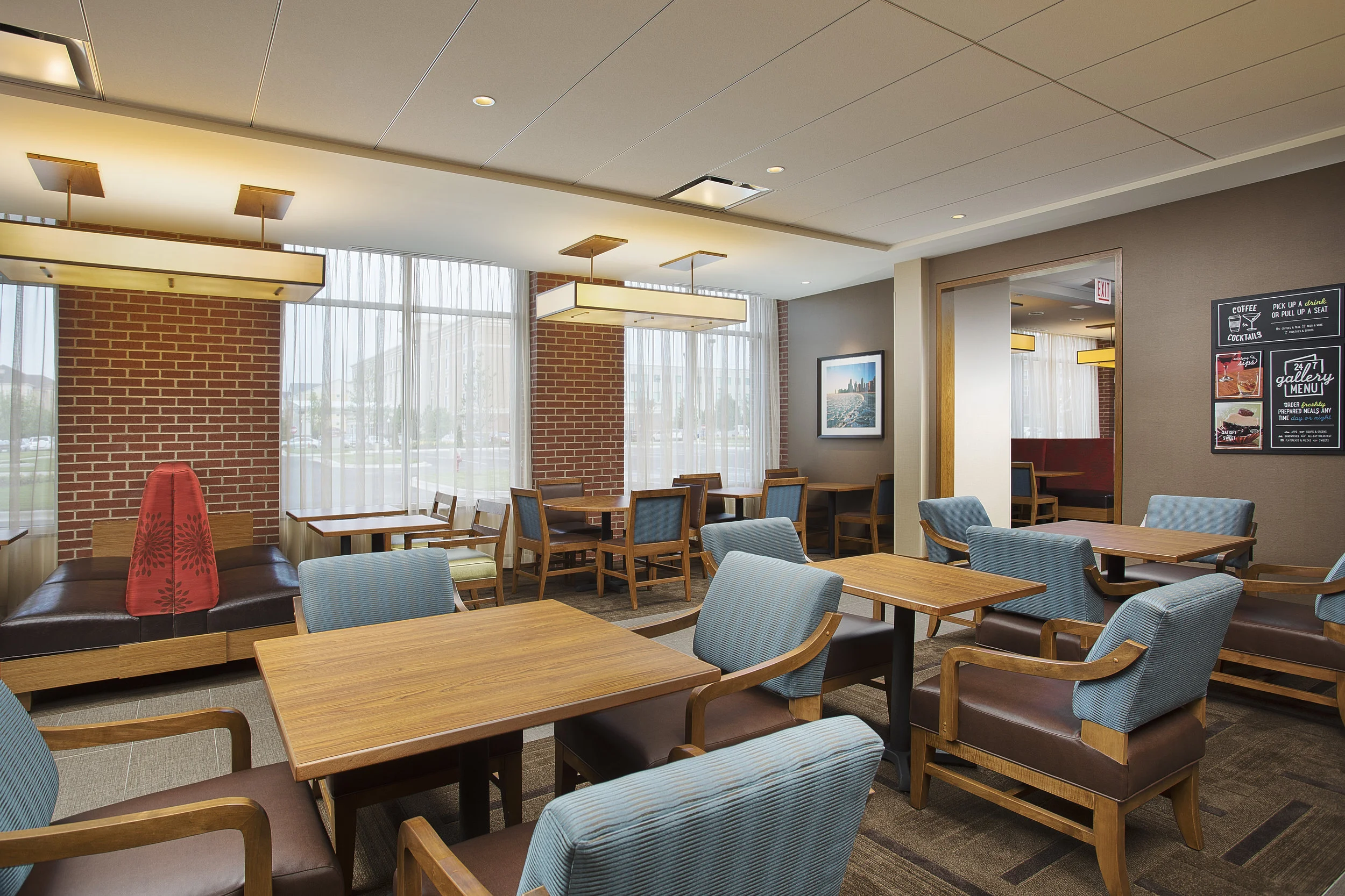 CHIZM_GuestKitchen_Seating.jpg