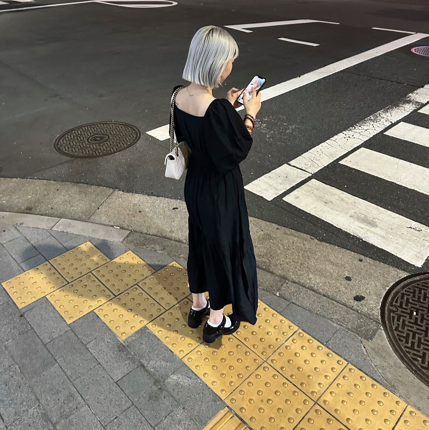 DAA81B8B-A877-472B-A709-184FA8B51DDCsx13x15.jpg
