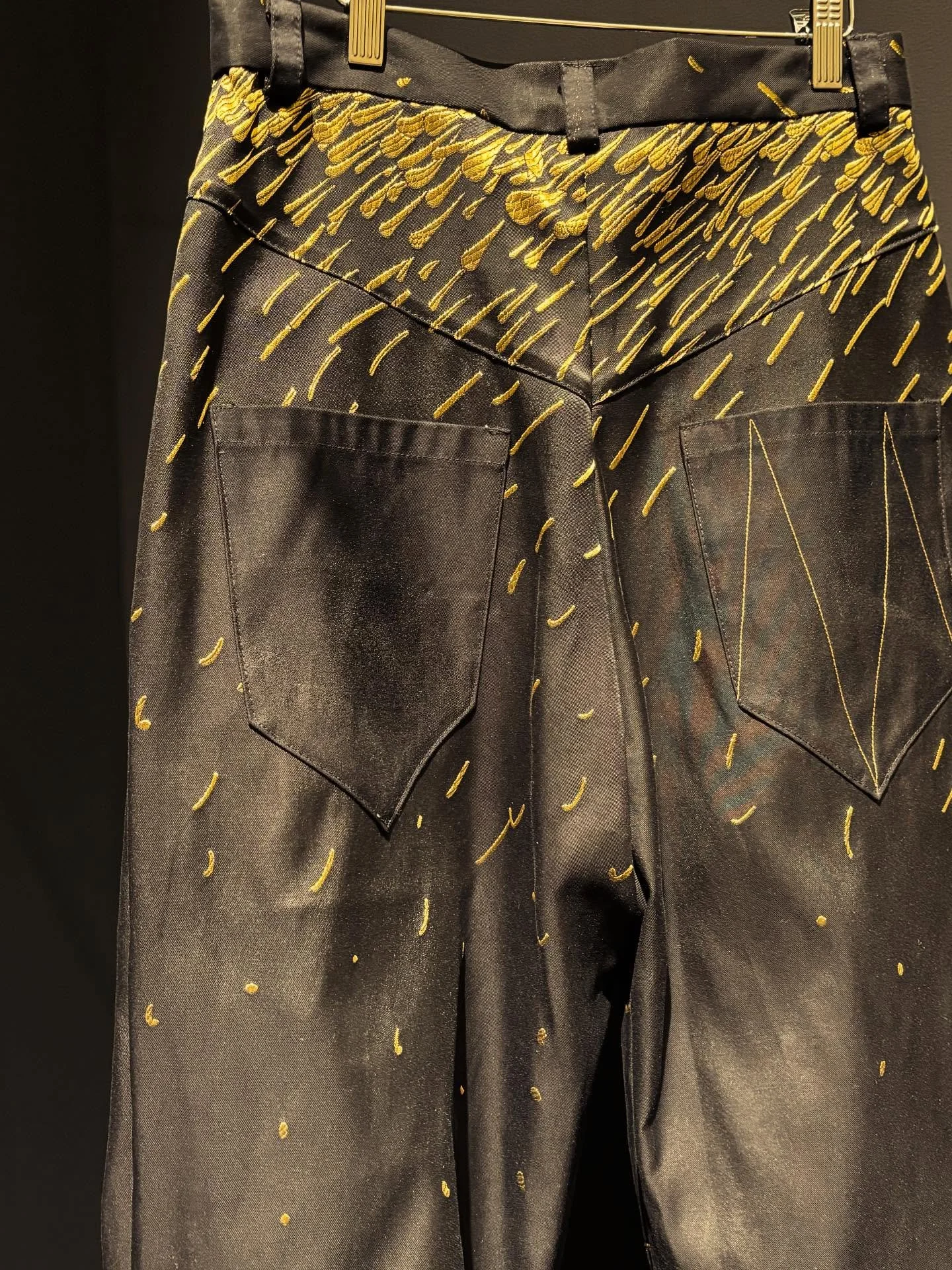 #details #jacquard @hedva_cesky_brokat @designblok_prague 
#collection GRADACE