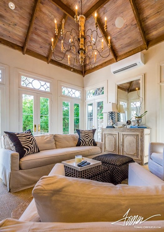 POOL HOUSE.jpg