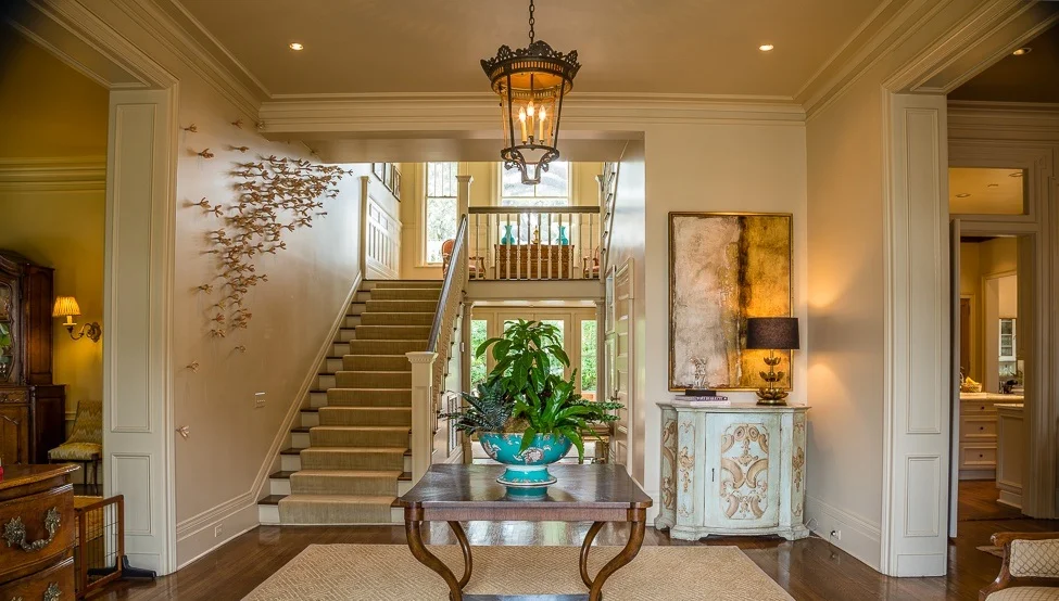 HomeEntryway-975x650.jpg