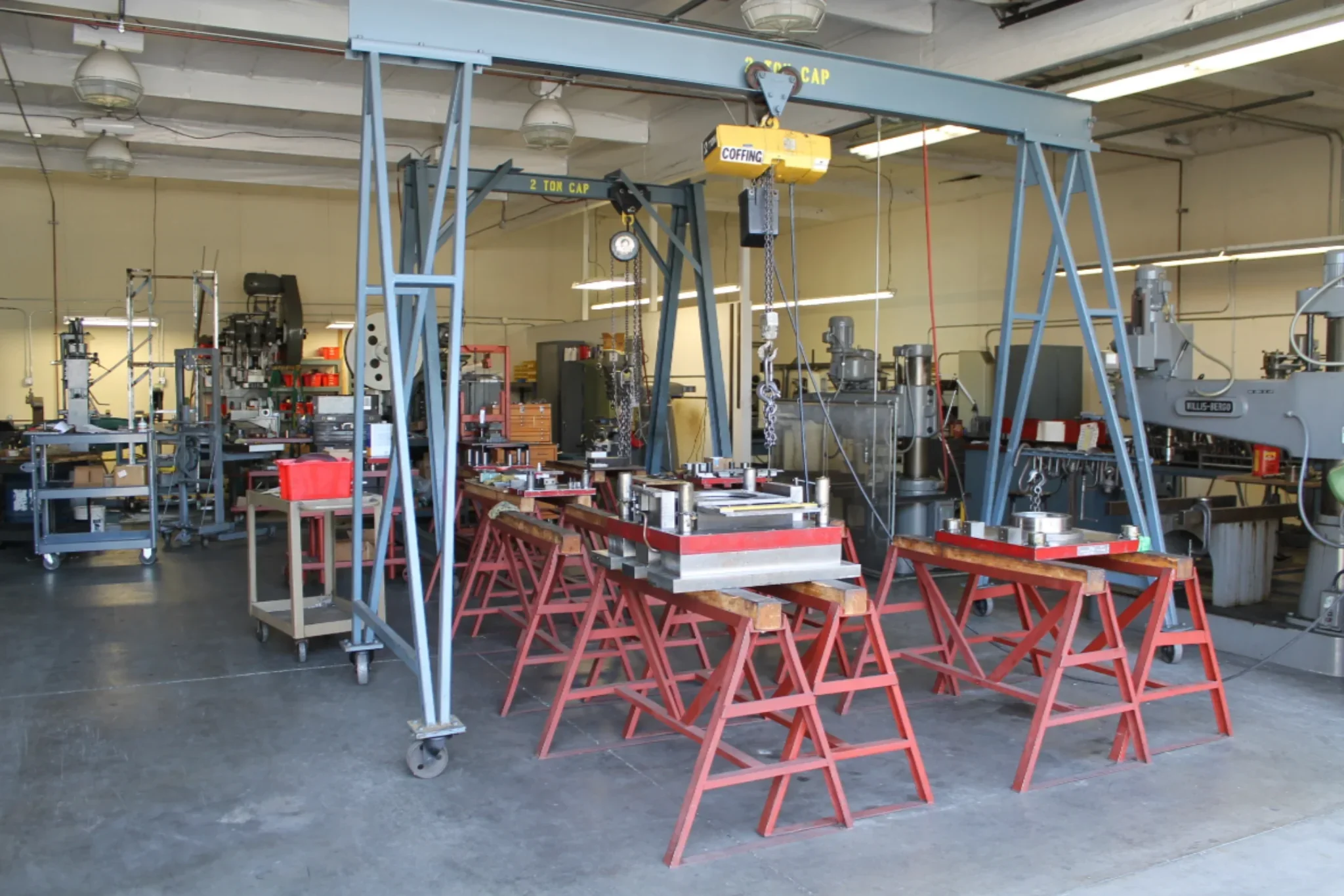 gantry-crane-tool-and-die-shop.webp