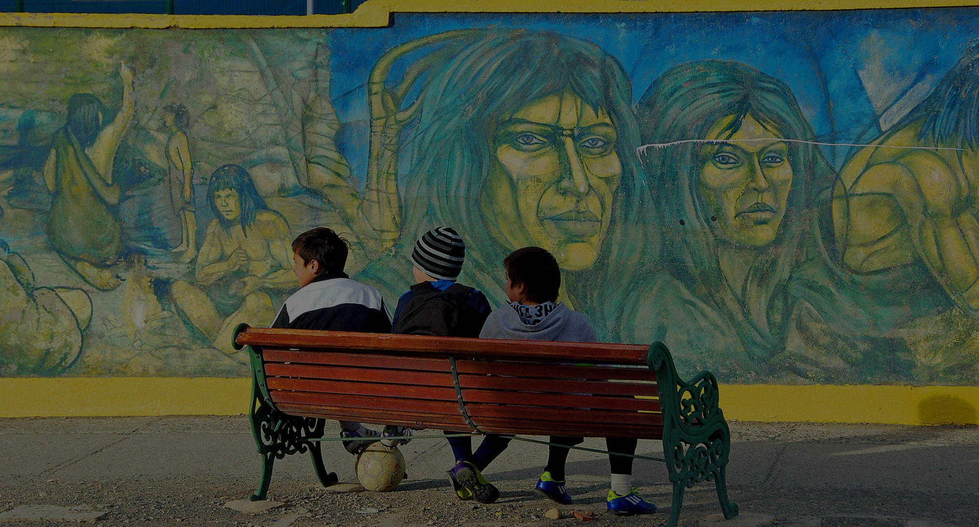   En el 2018, Mi Mundo en Colores fue declarada de interés educativo por el Director General de Cultura y Educación del Gobierno de la Provincia de Buenos Aires , por su contribución a la formación de valores y aptitudes centrales en la educación de 
