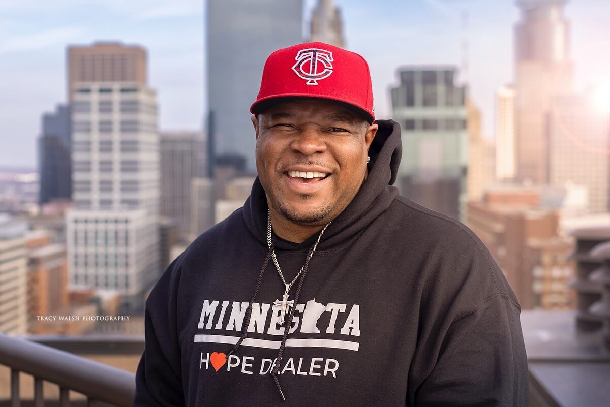 Photographed Jay Pee for @thephoenixspirit newspaper to help tell his story. 👏 The Minnesota Hope Dealerz Organization @minnesota_hope_dealerz 
💕
&ldquo;And I went from just having a little glimmer of hope to being able to look in the mirror and ha