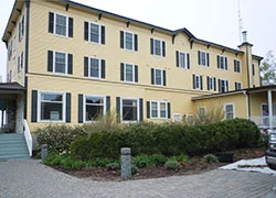 Chebeague Island Inn Prentiss Properties Chebeague Island, ME Renovation and addition to historic inn. Identify scope and strategically plan phasing to maximize business.