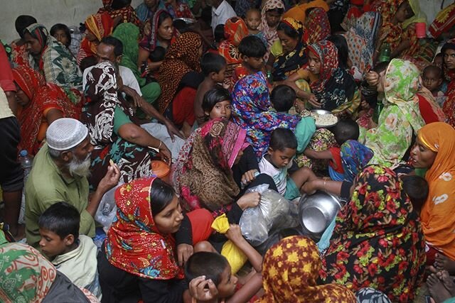 Millions evacuated now face deadly coronavirus in crowded evacuation centres, families need emergency shelter for social distancing @shelterboxuk has aid nearby #CycloneAmphan #Coronavirus #ShelterBox