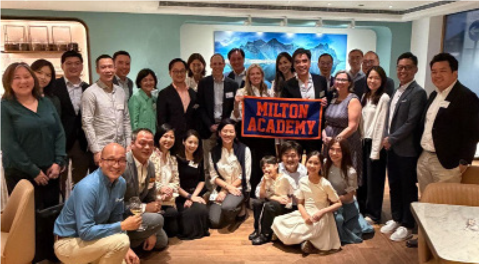 Asia Visit Bonds Administration with International Alumni and Parents