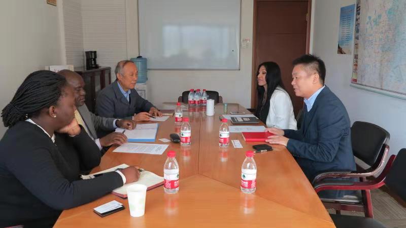 Meeting with Ambassador of Uganda to China
