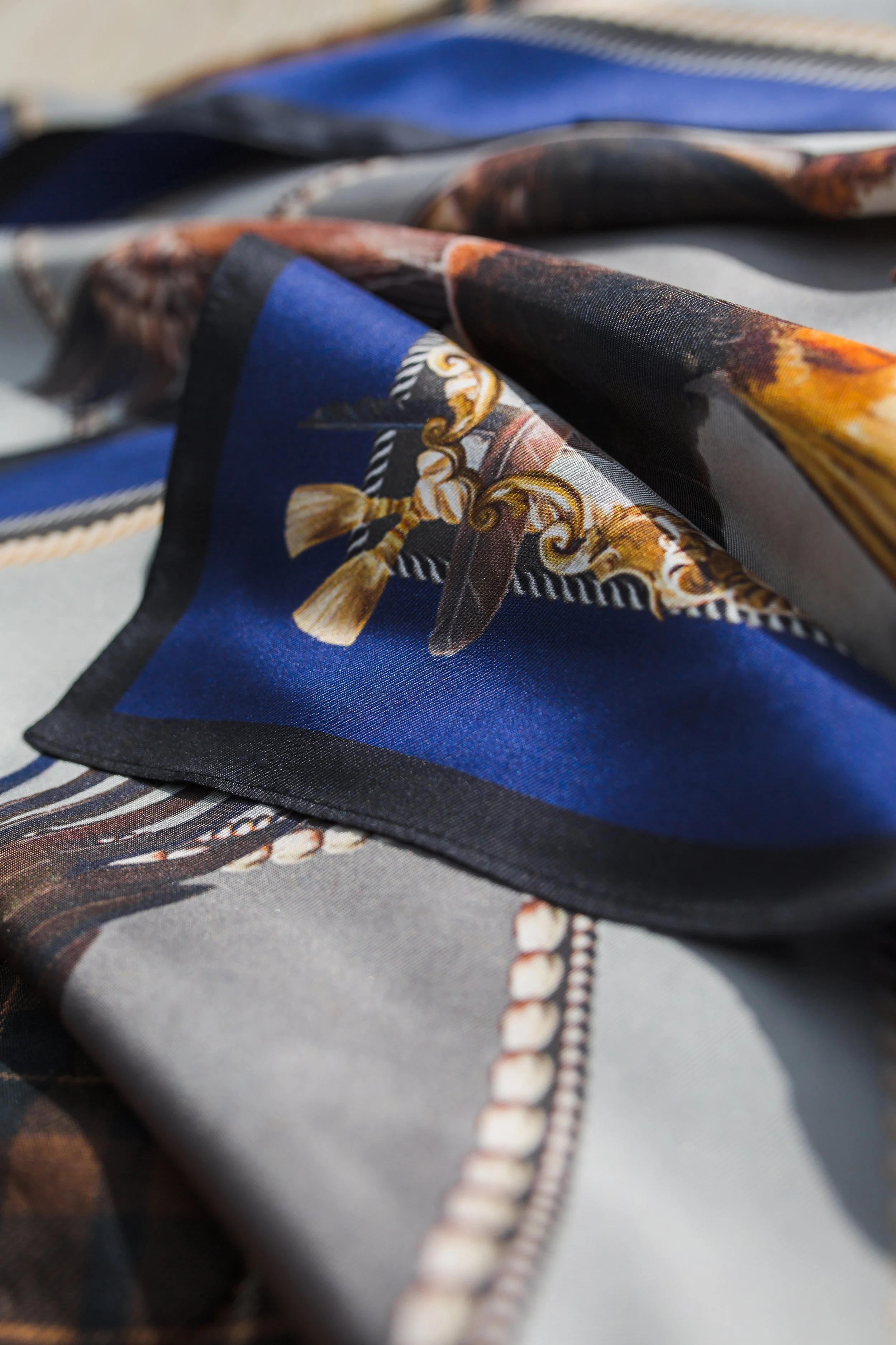 Real vs. Fake Silk: How to Spot Quality Silk Scarves