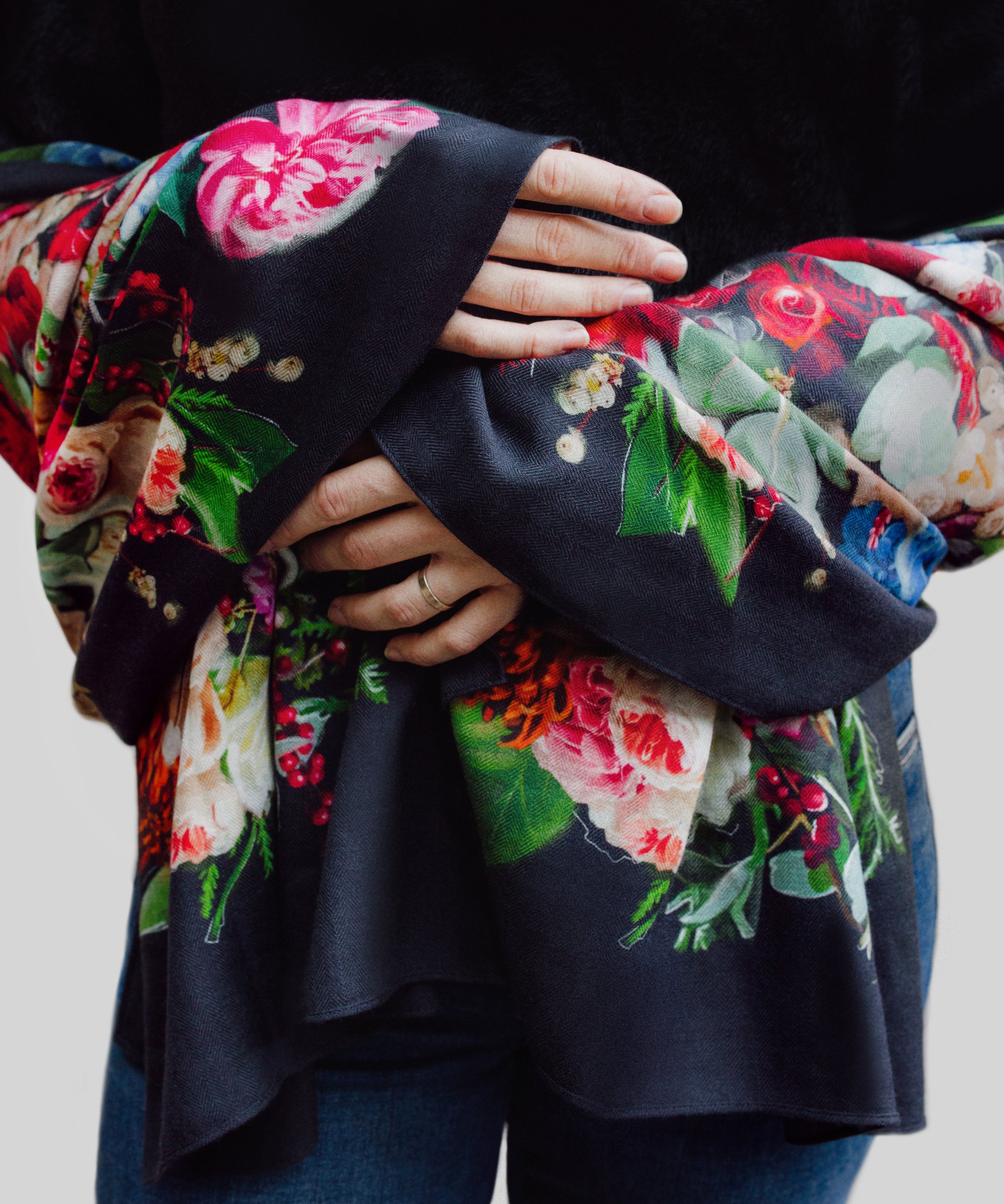 Designer light wool shawl with floral print (12).jpg