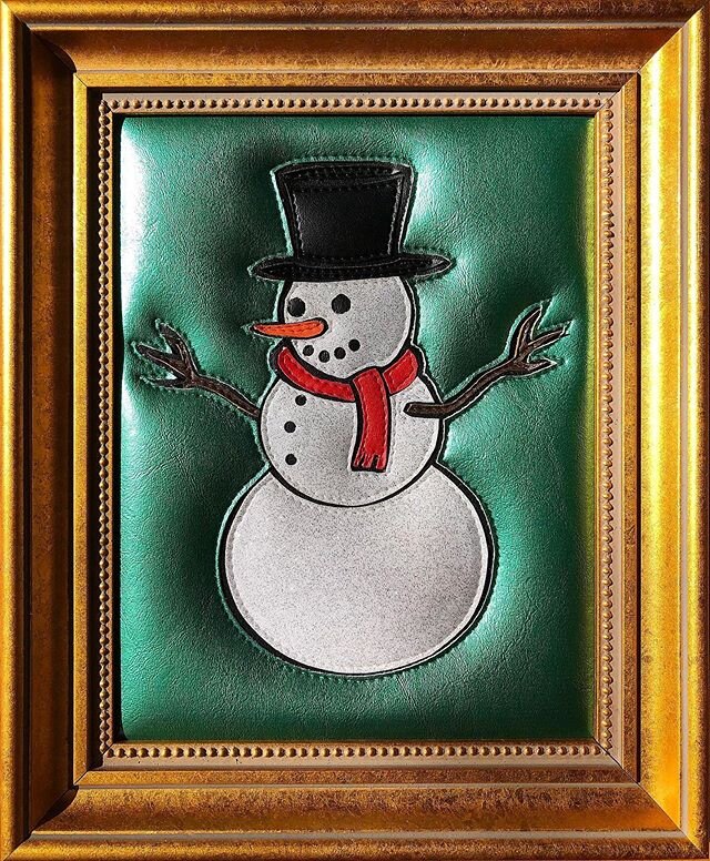 &lsquo;Tis the season! #happyholidays #snowman #snow #holidayseason #frostythesnowman #frosty #tophat #buttons #christmas #christmasdecor #glitter #upholstery #vinyl #sewin #sew #create #cute #sweet #winter #december #xmas #austintexas #localartist #