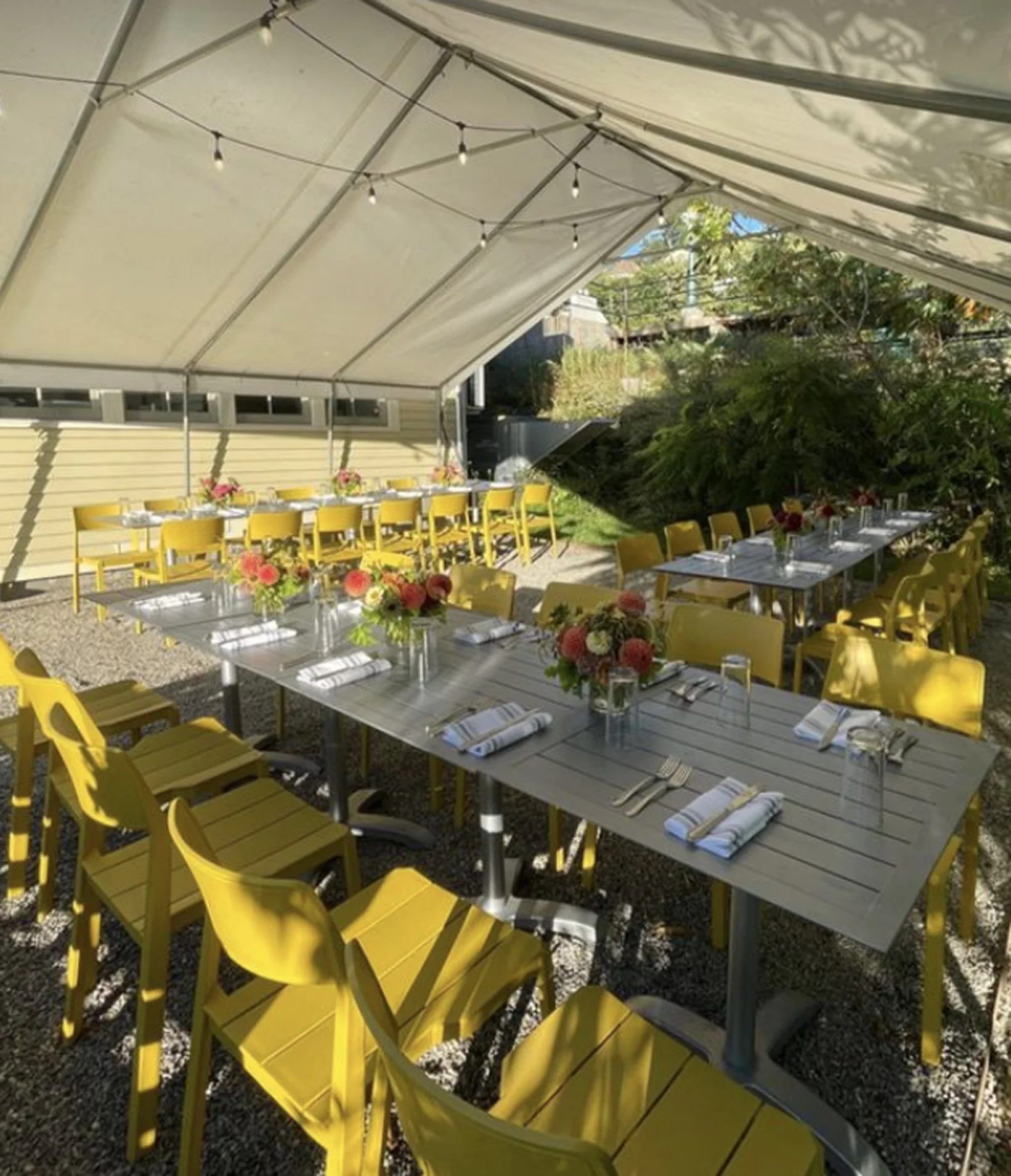 Garrison Restaurant Dolly's