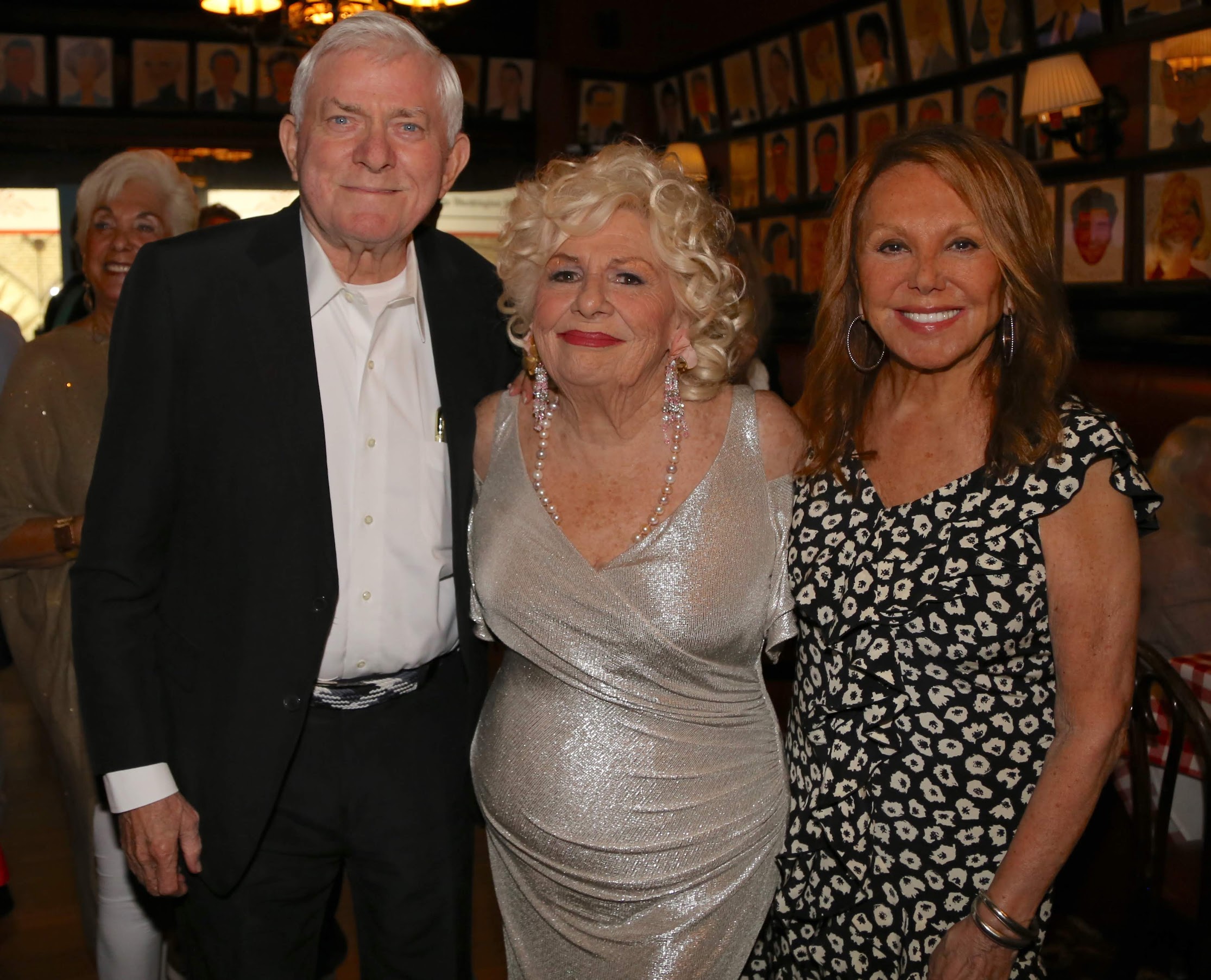 Phil Donohue, Renée, Marlo Thomas