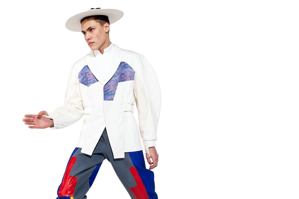 Réalisation d'un chapeau pour le créateur Aaron Alexander Arnoldt 