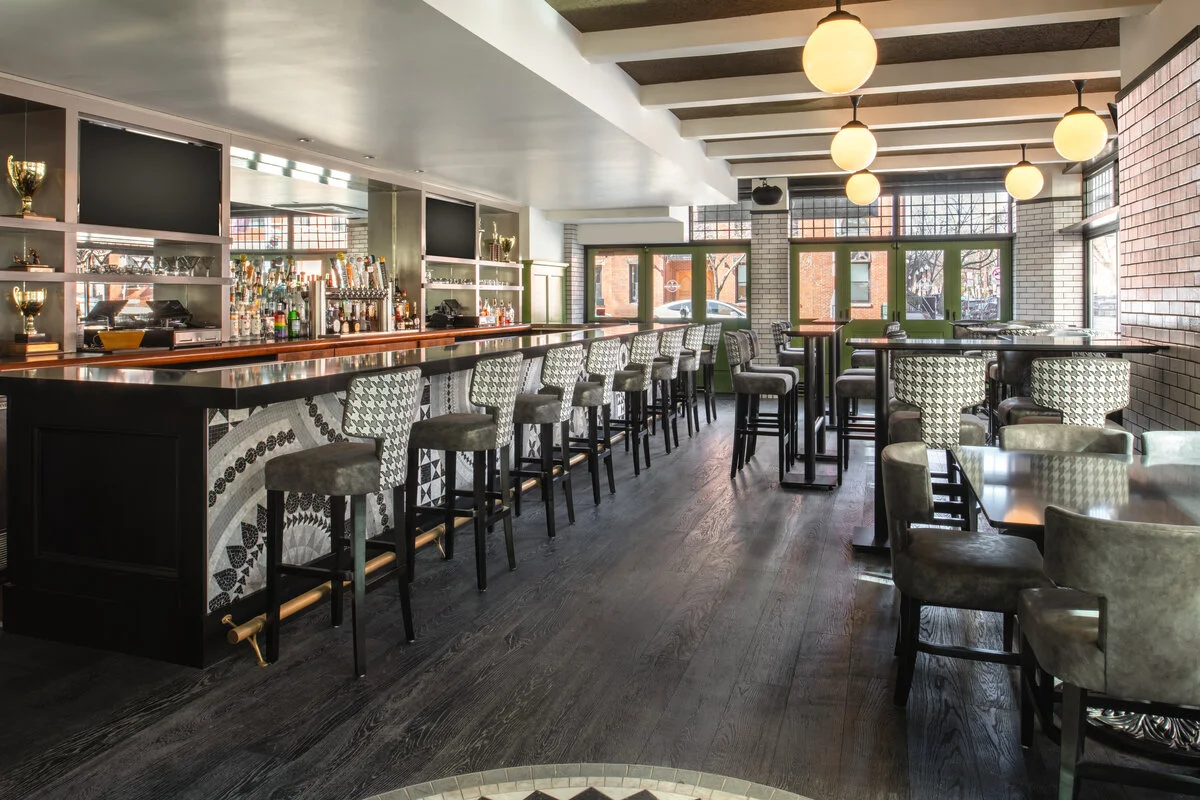 Staypineapple Boston-Interior-Trophy Room-Bar-Wide-1200x800-5b2df79.jpg