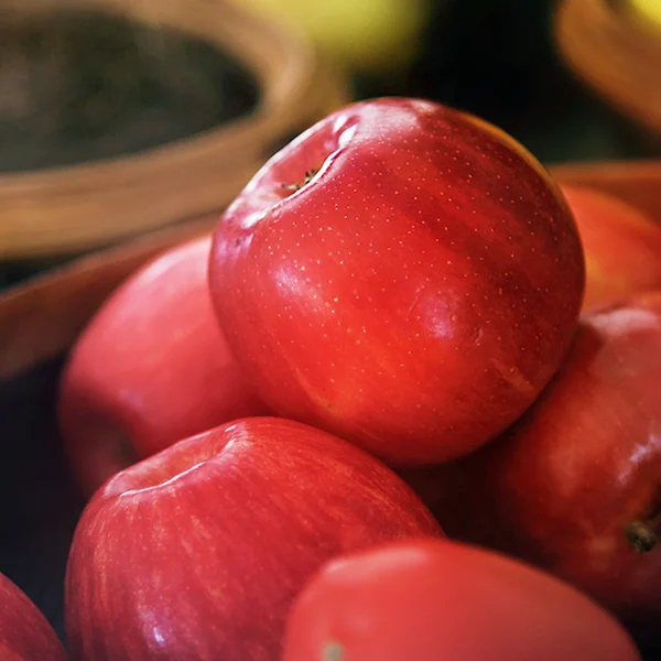 Apples.jpg