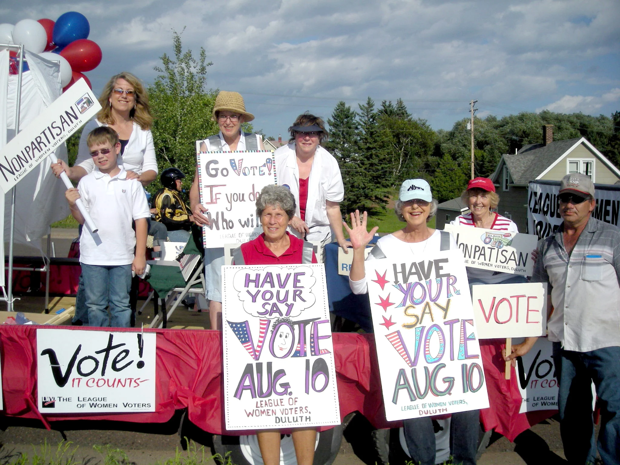 LWV parade 2010 008 signs v2.jpg