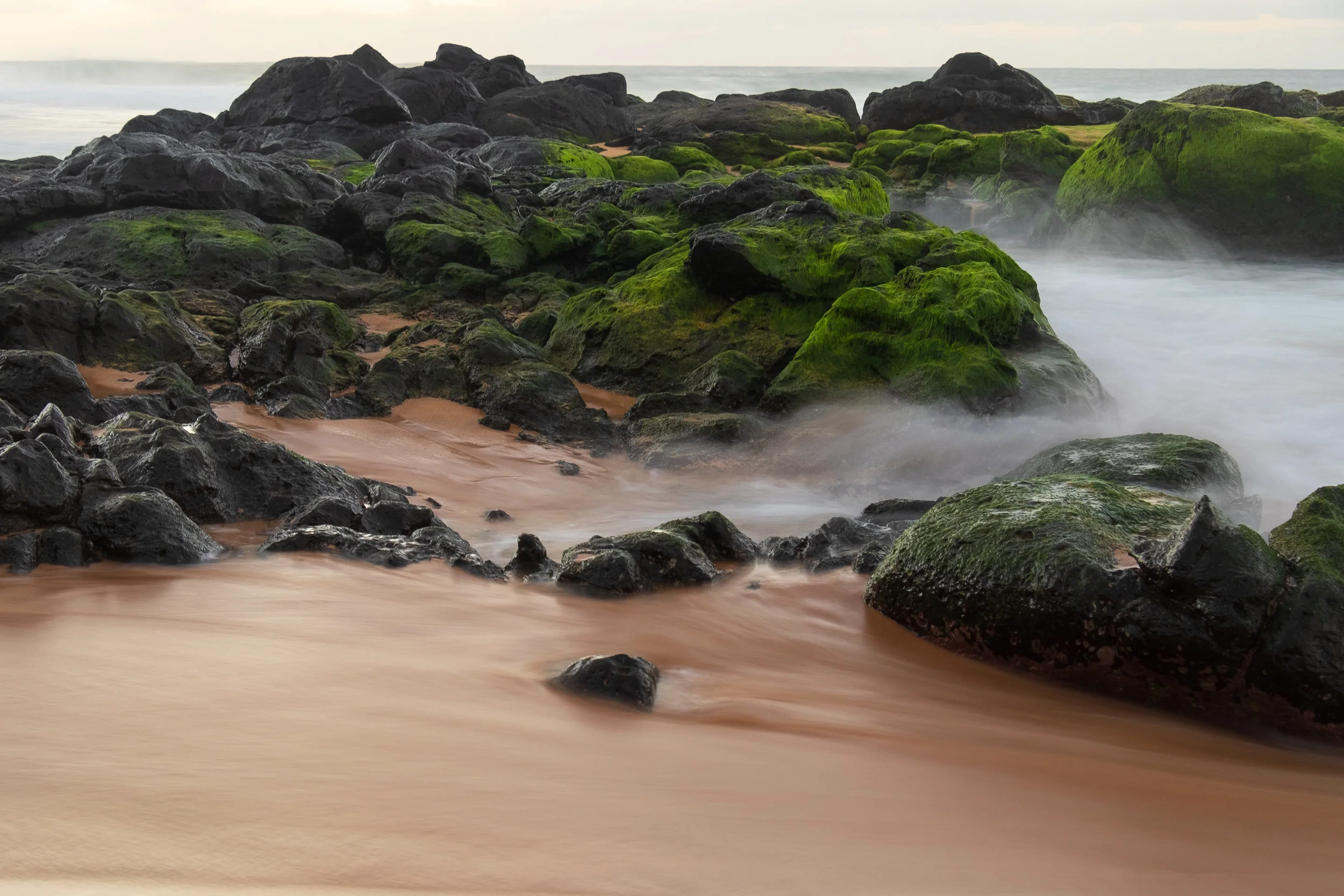 Rocks and Surf at Secret Beach Camera: Fujifilm X-T1 Shutter speed: 2 seconds Aperture: f/9 ISO: 200 Photo: Jeff Carlson