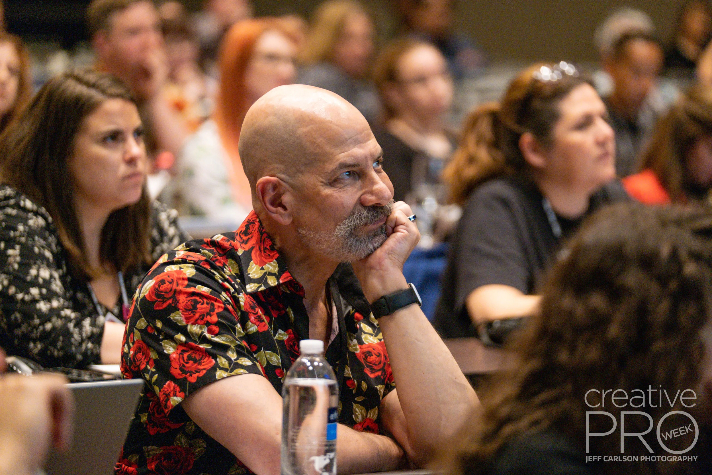 A rapt attendee at CreativePro Week 2019 Camera: Fujifilm X-T3 Shutter speed: 1/160 sec Aperture: f/2.8 ISO: 6400 Lens: Fujifilm XF 50-140mm f/2.8 LM OIS WR Photo: Jeff Carlson, courtesy of CreativePro Week
