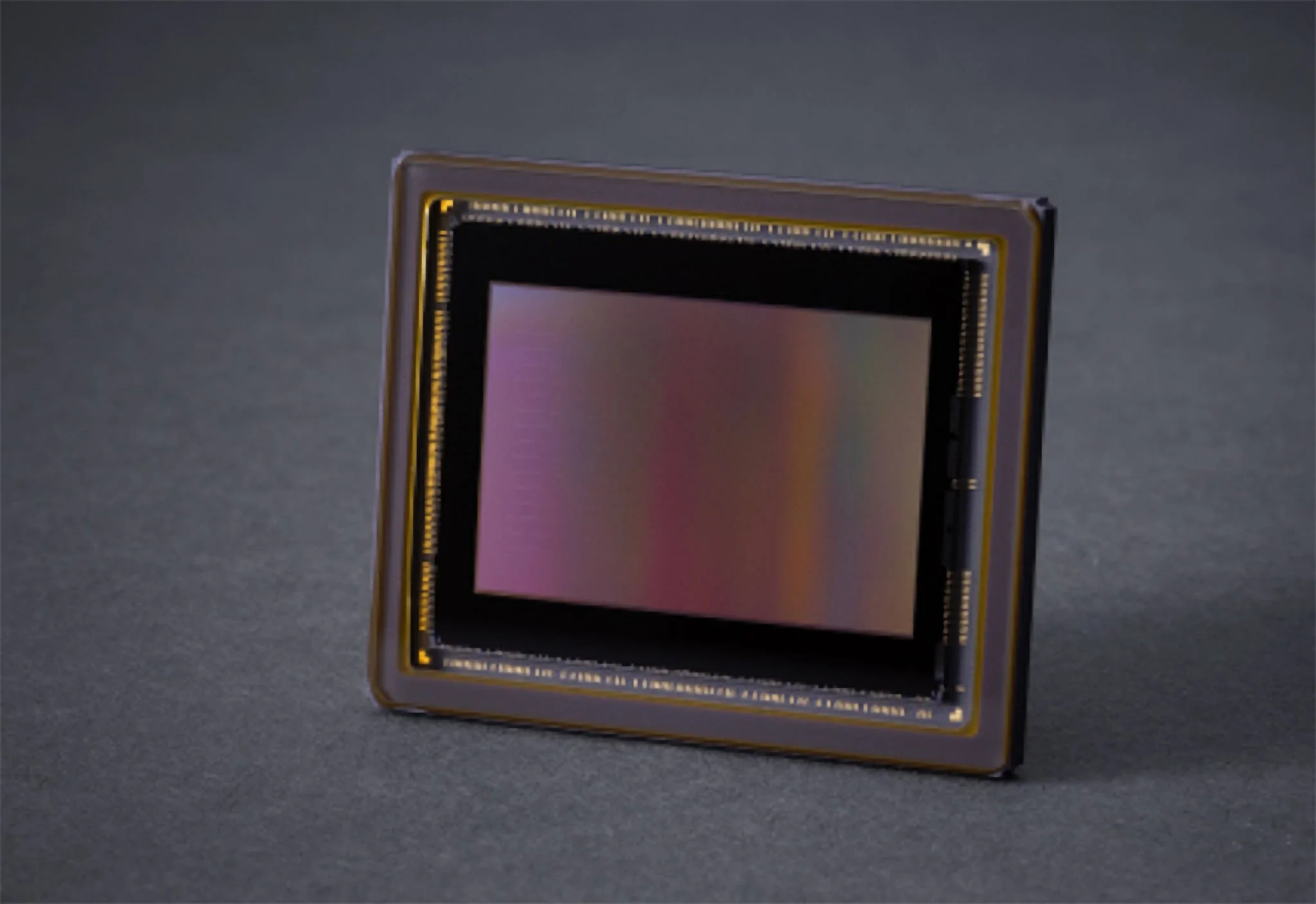 Episode 207: Monochrome Sensors, DNG, and Apple 50th