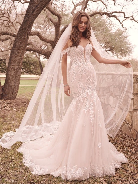 Maggie-Sottero-Lennon-Fit-and-Flare-Wedding-Dress-22MC913B01-PROMO1-ND.jpg