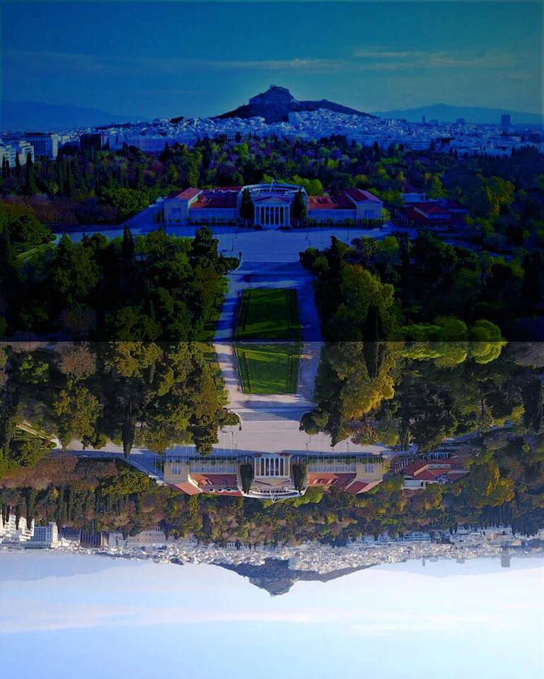 THE DOUBLE ONTOLOGY OF PUBLIC SPACE