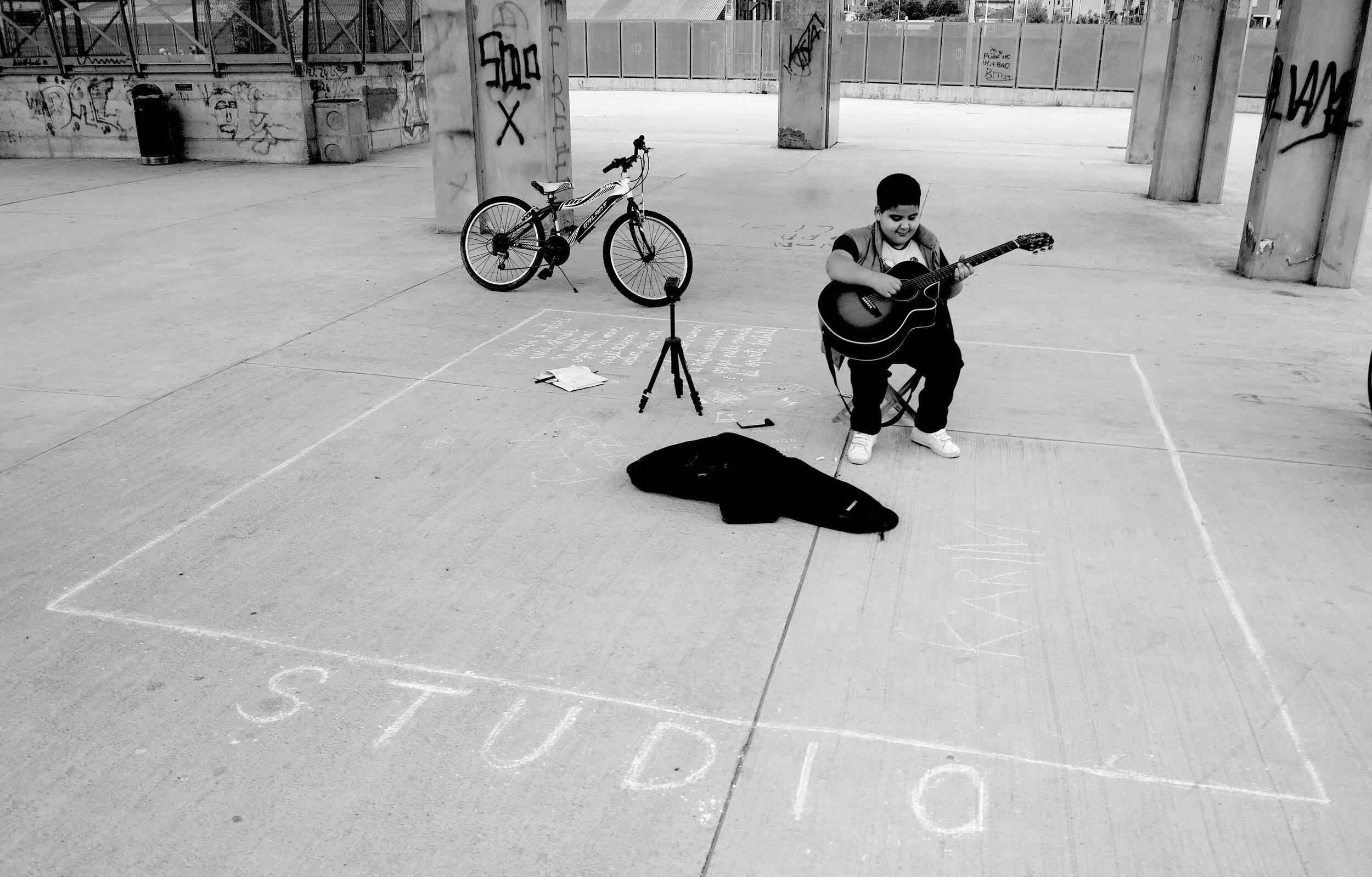 Listening to Barriera