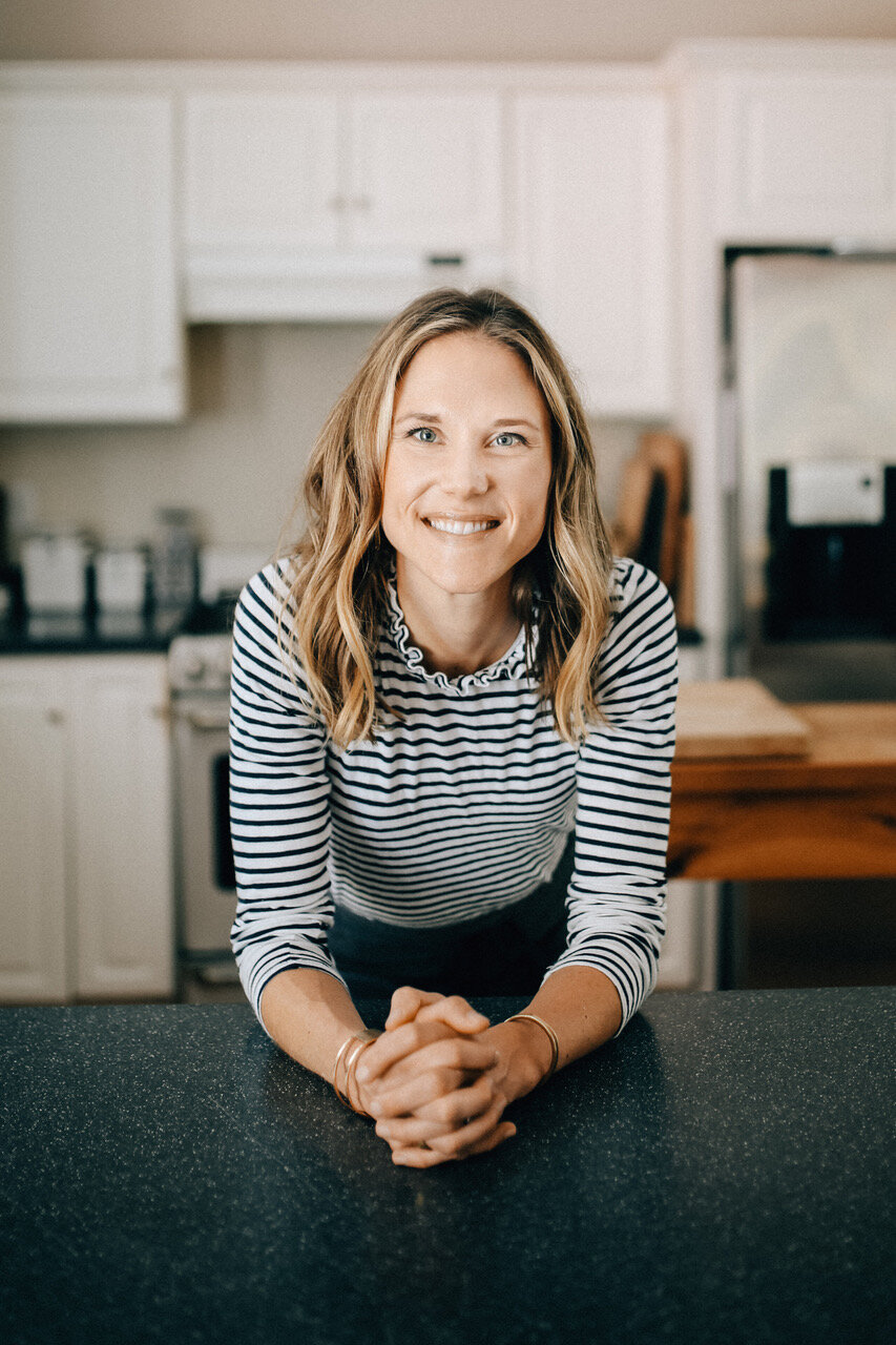 Nicki Sizemore talks to us about healthy cooking in the slow cooker | DIdn't I Just Feed You, a food podcast for parents (even the ones who hate to cook!)