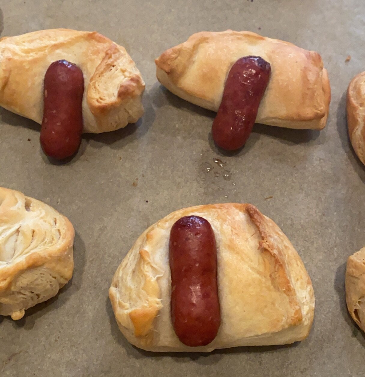 Lil Smokies made into pigs in a blanket — sorta. (What do you see?) | @staciebillis for Didn't I Just Feed You