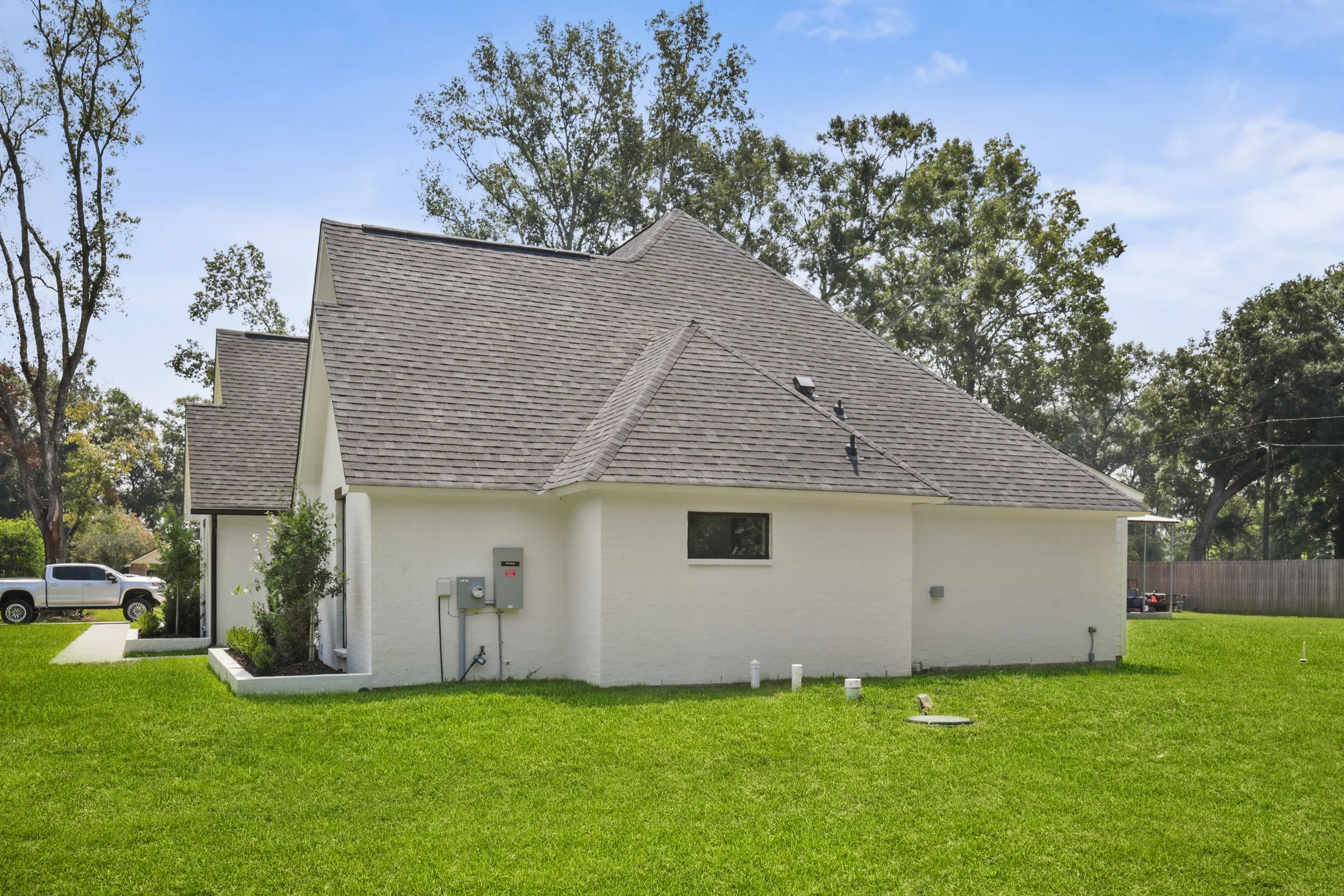 RIGHT ELEVATION.jpg