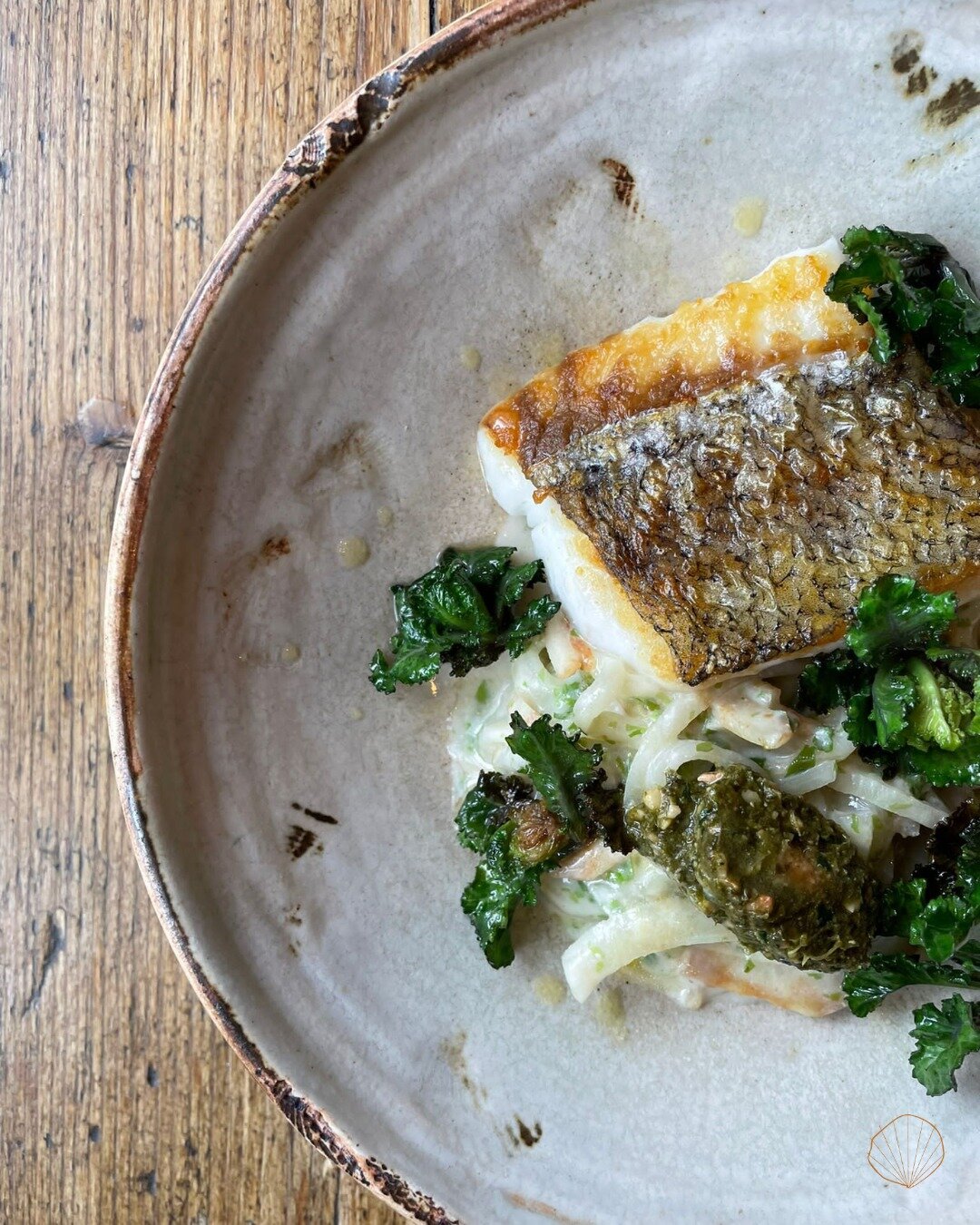 Relax at Food with a guilt-free lunch tomorrow, highlighting sustainable fish and organic veggies. Enjoy three courses and a glass of wine for just &pound;29.99! 🍽️🍷🐟🥕 

Plant-based menus are always available 🌱

#sustainabledining #localingredie