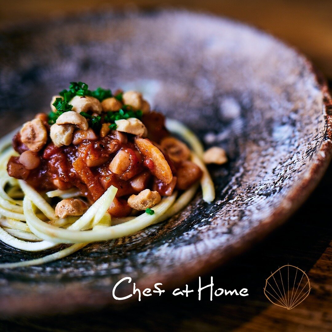 Our Chef at Home experience is a unique opportunity to bring the restaurant experience right to your doorstep 👨&zwj;🍳🏡🐚

When you book a Chef-at-Home experience, a professional chef will come to your home and prepare a multi-course meal using hig