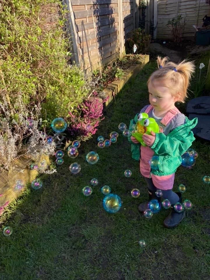 bath time bubble frog