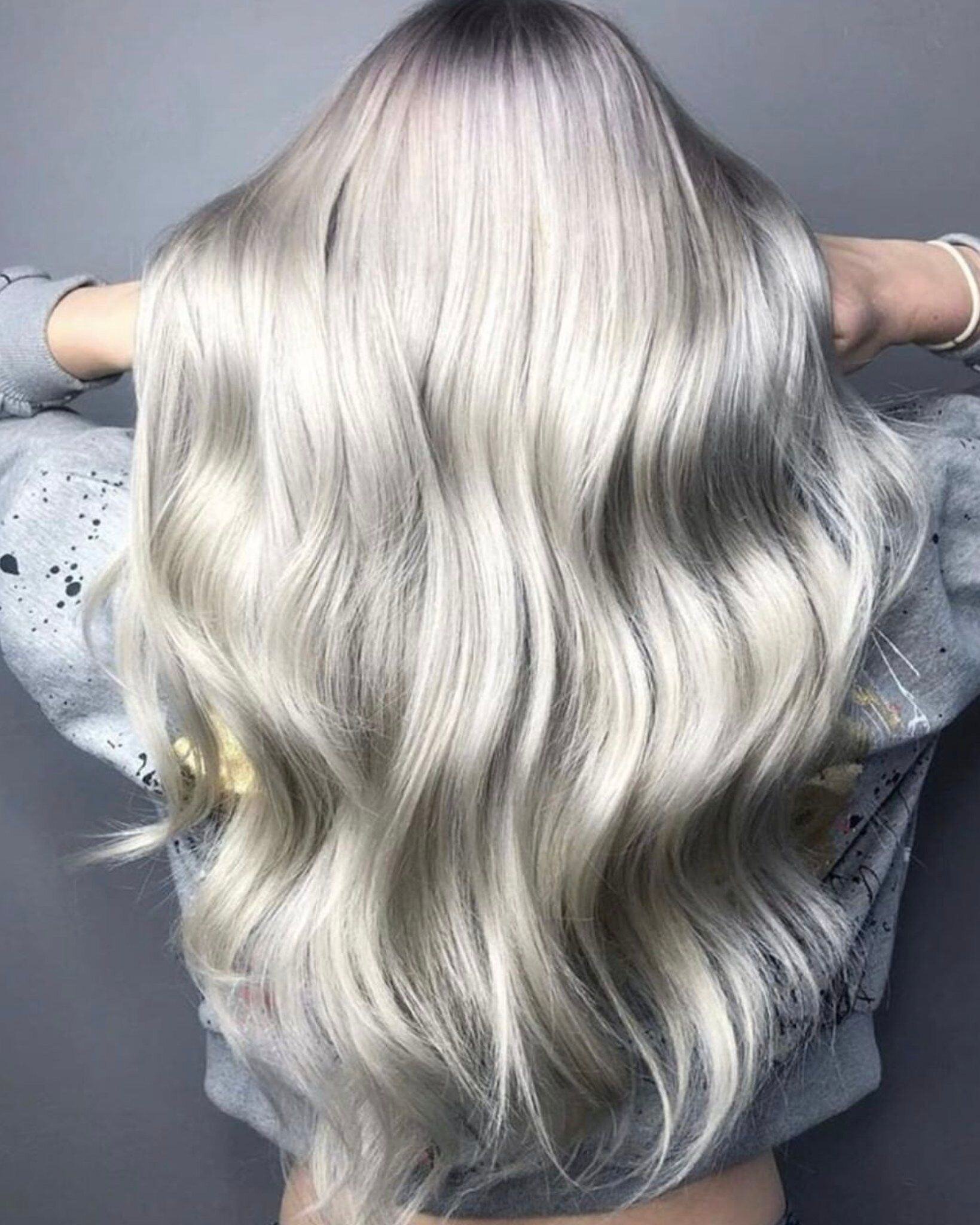 &ldquo;It doesn&rsquo;t matter if your life is perfect as long as your hair color is.&rdquo; &ndash; Stacy Snapp Killian
&mdash;
📷 : @brazilianbondbuilder
.
.
.
#hairinyourhair #hairextensions #hairporn #styles #hairstyle #beauty #weave #nyc #nychai