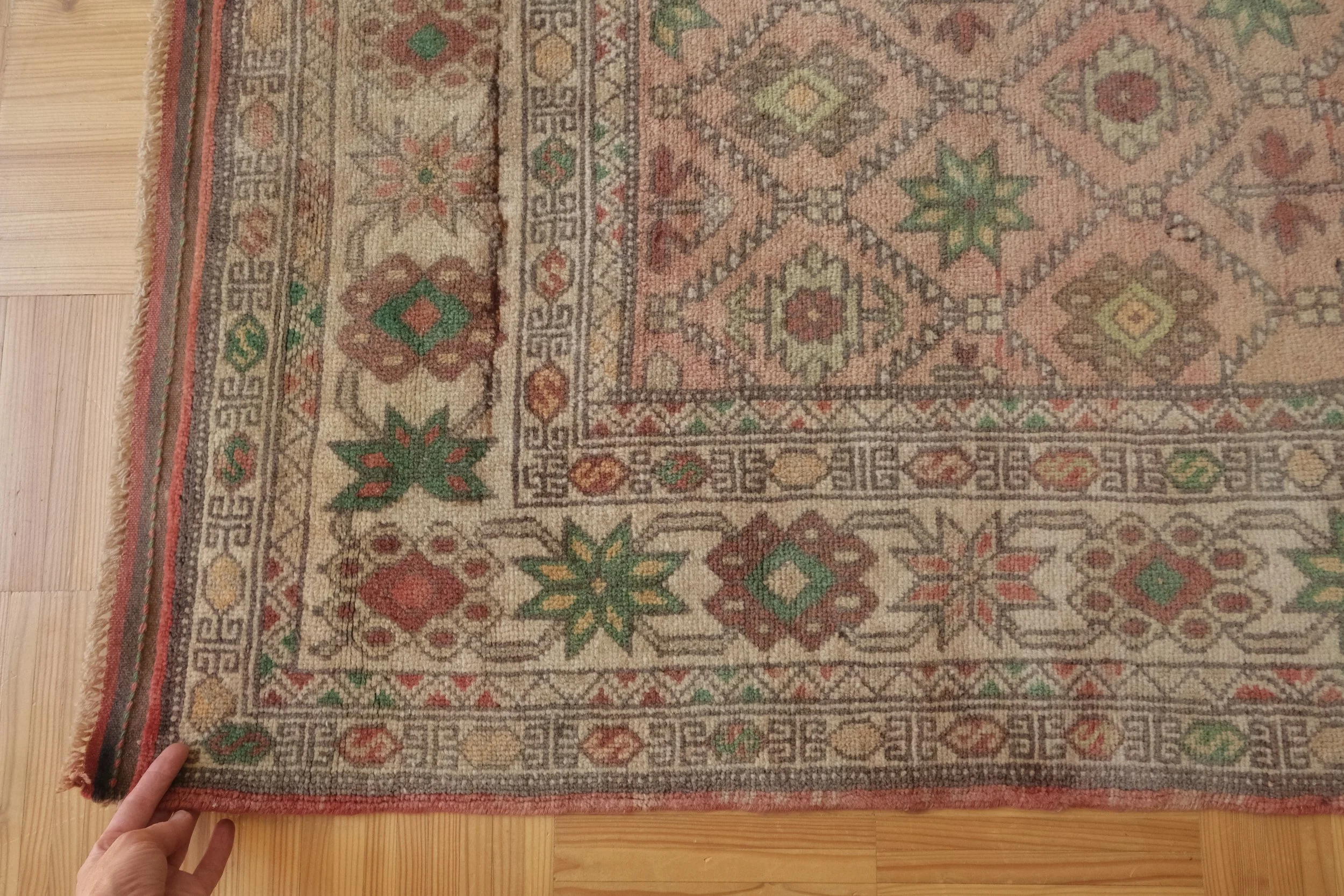 affordable vintage rugs