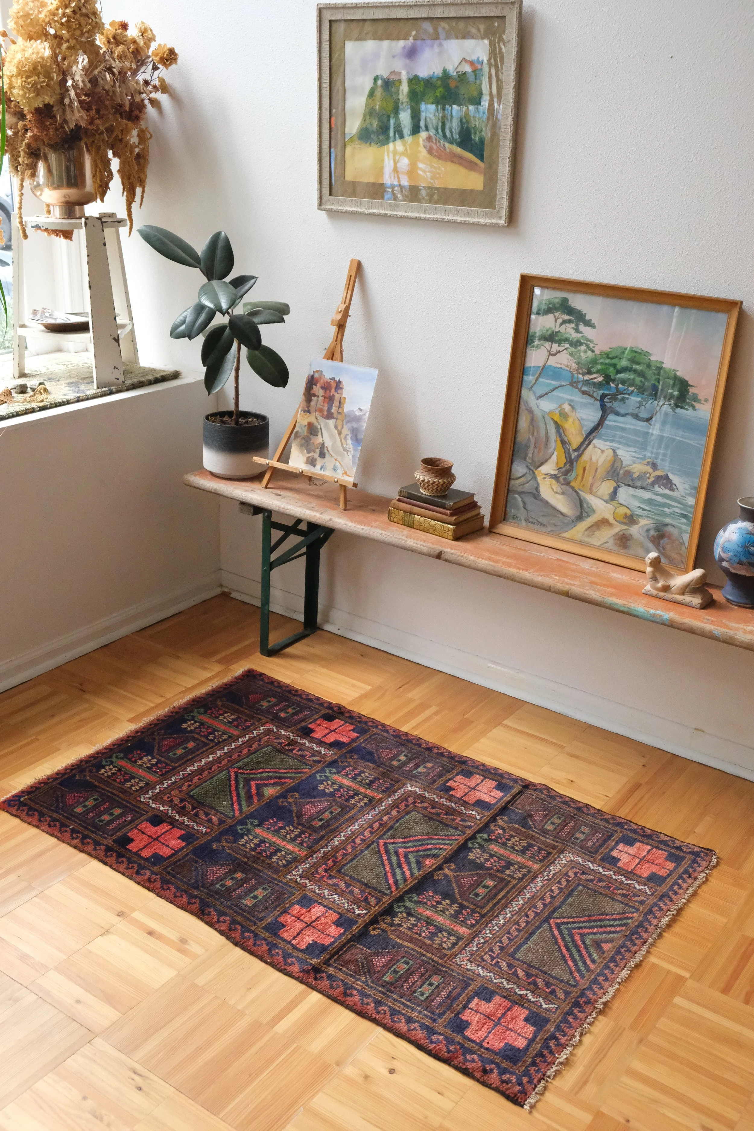 vintage and antique homewares and decor