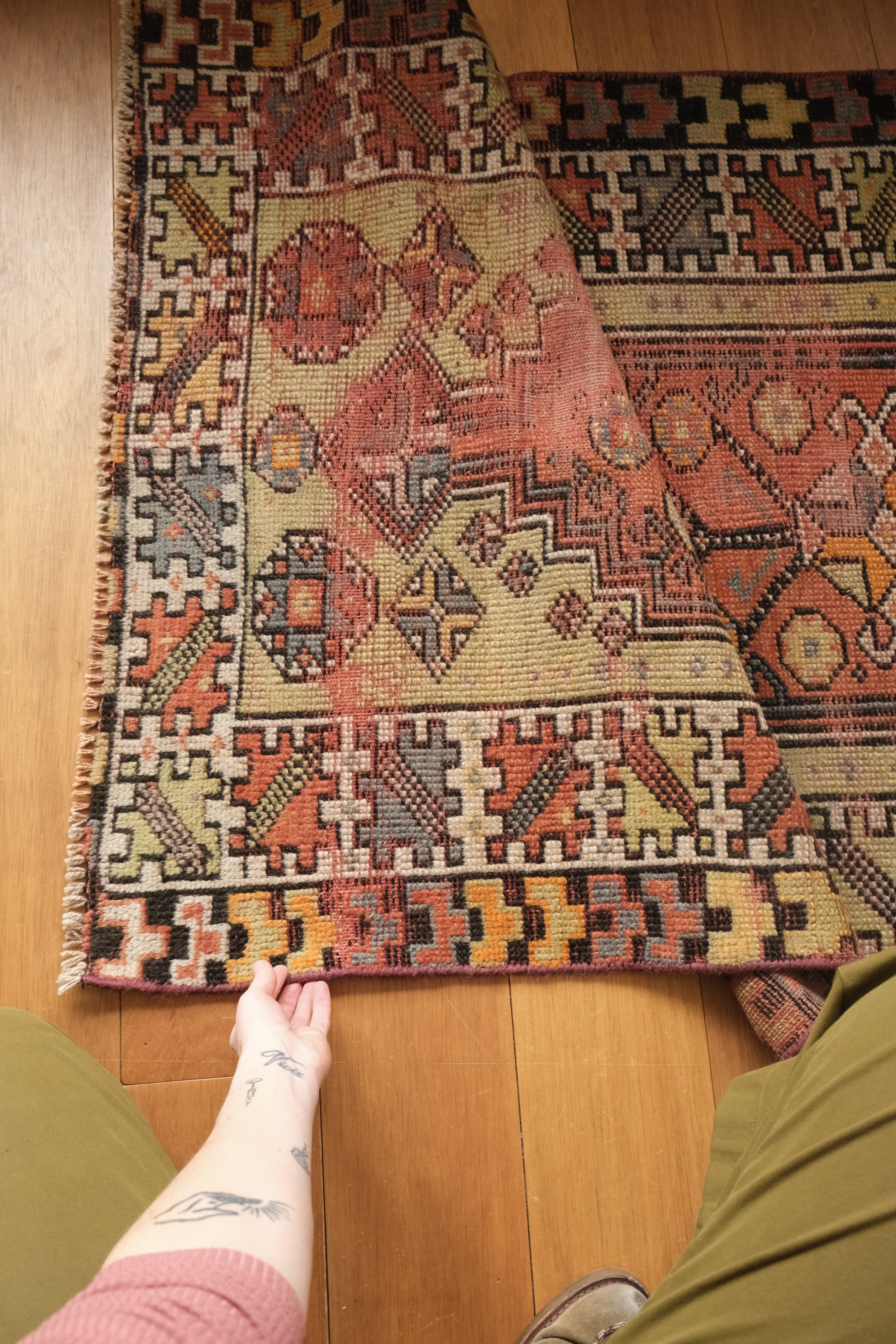 floppy handle of rug