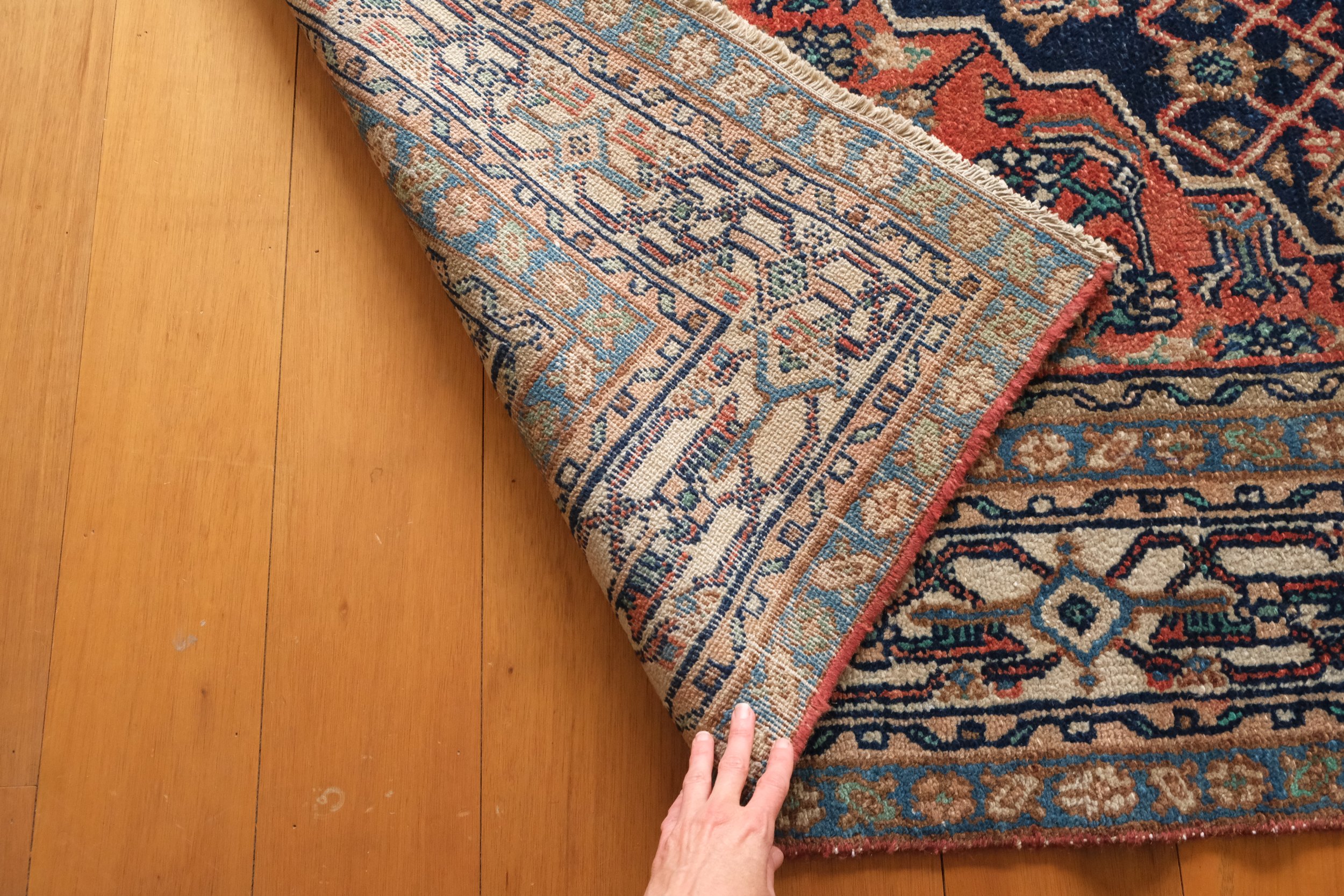 hand knotted rugs
