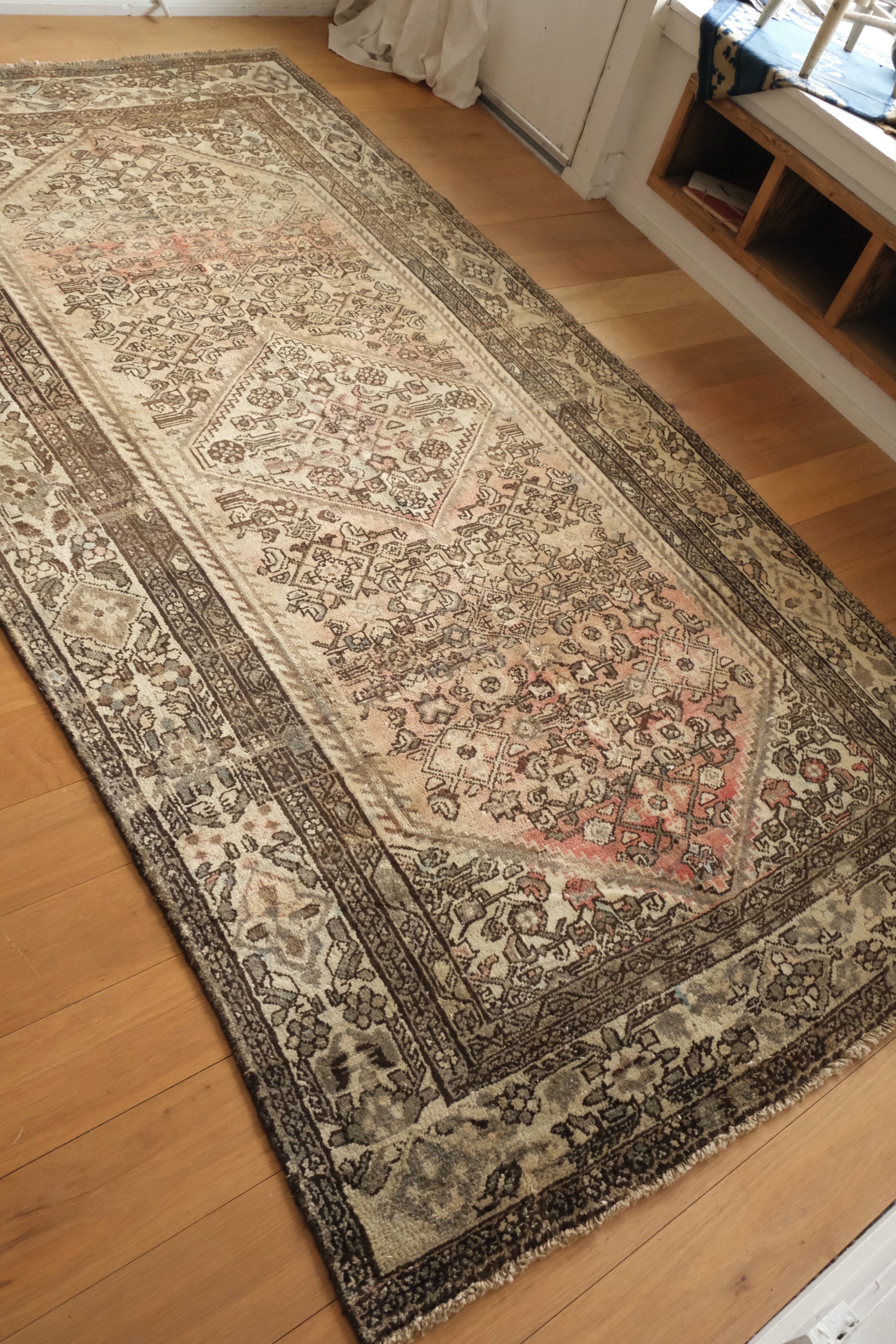 floral persian rugs