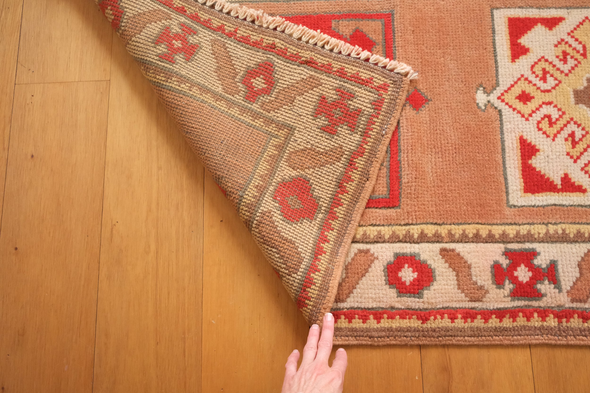 hand knotted rug